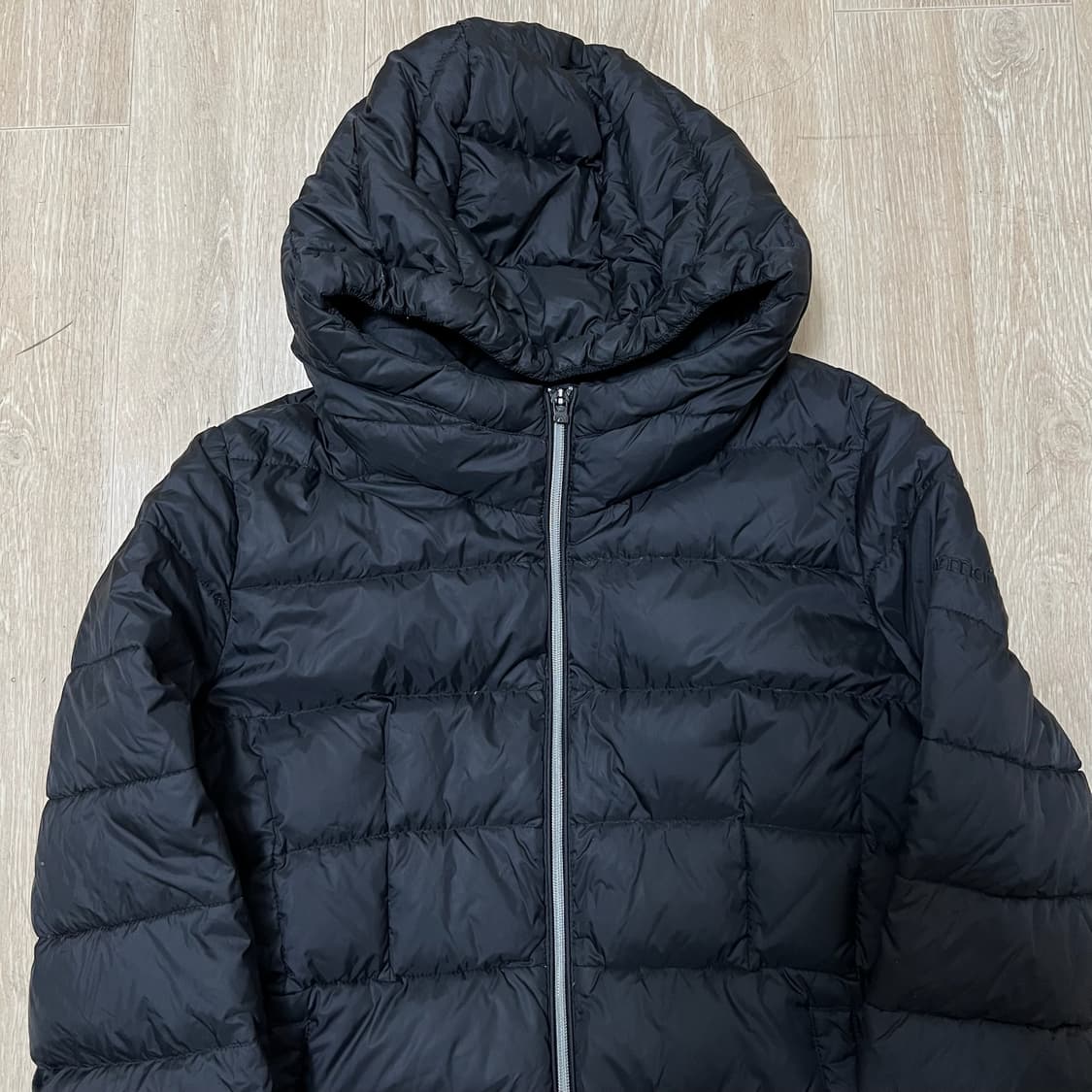 마모트 여성 구스다운 후드 경량 롱패딩 L/100  상품이미지2