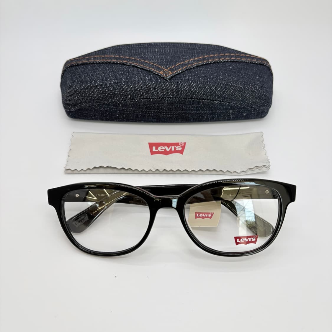 LEVI'S 리바이스 블랙 스퀘어형 뿔테 (정품케이스 증정) 상품이미지7