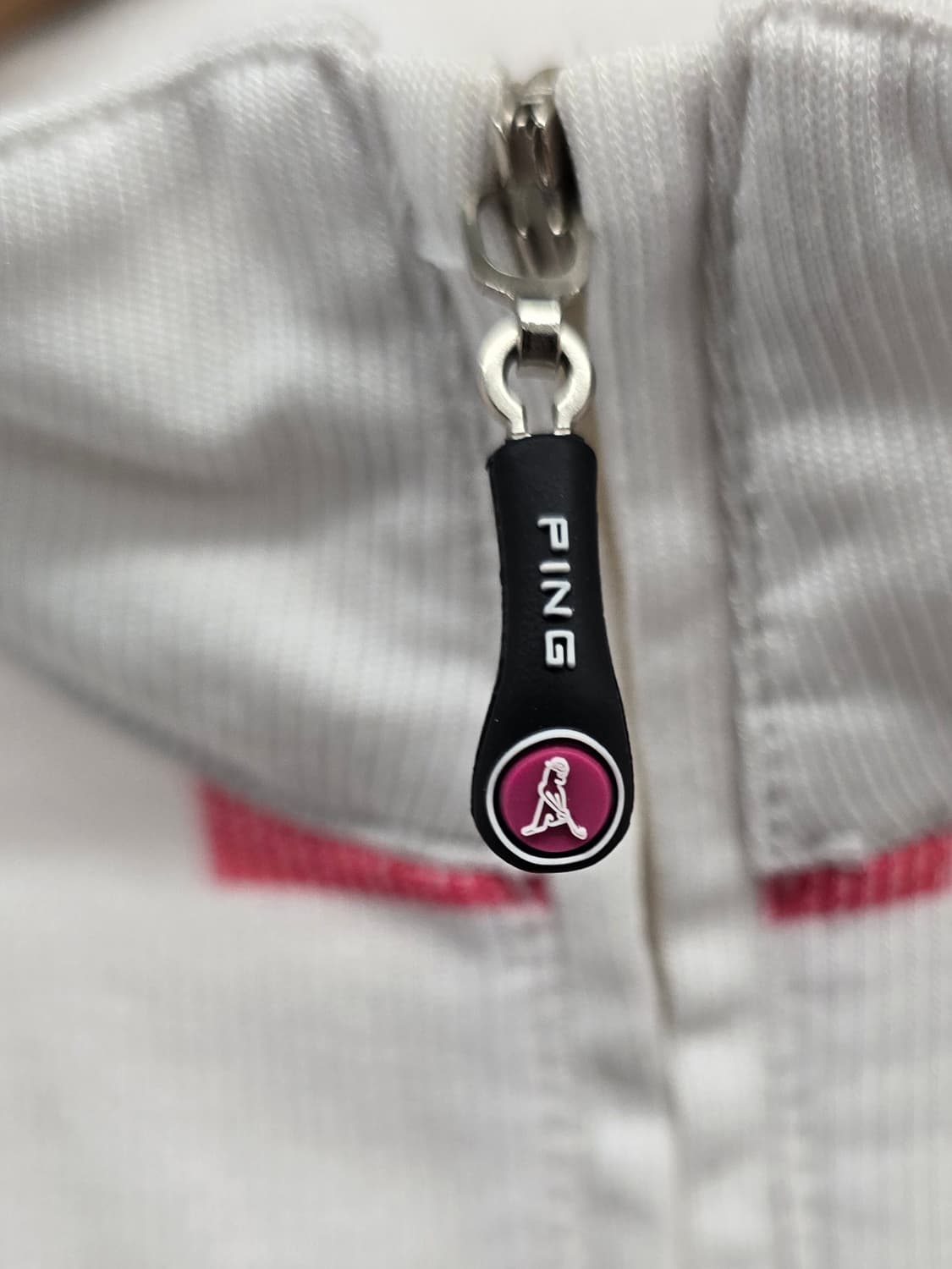 PING 핑 남성 골프웨어 반집업반팔.  
싸이즈 100 상품이미지4