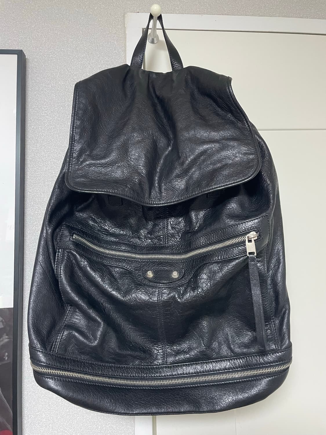 발렌시아가 트레블러 백팩 상품이미지1