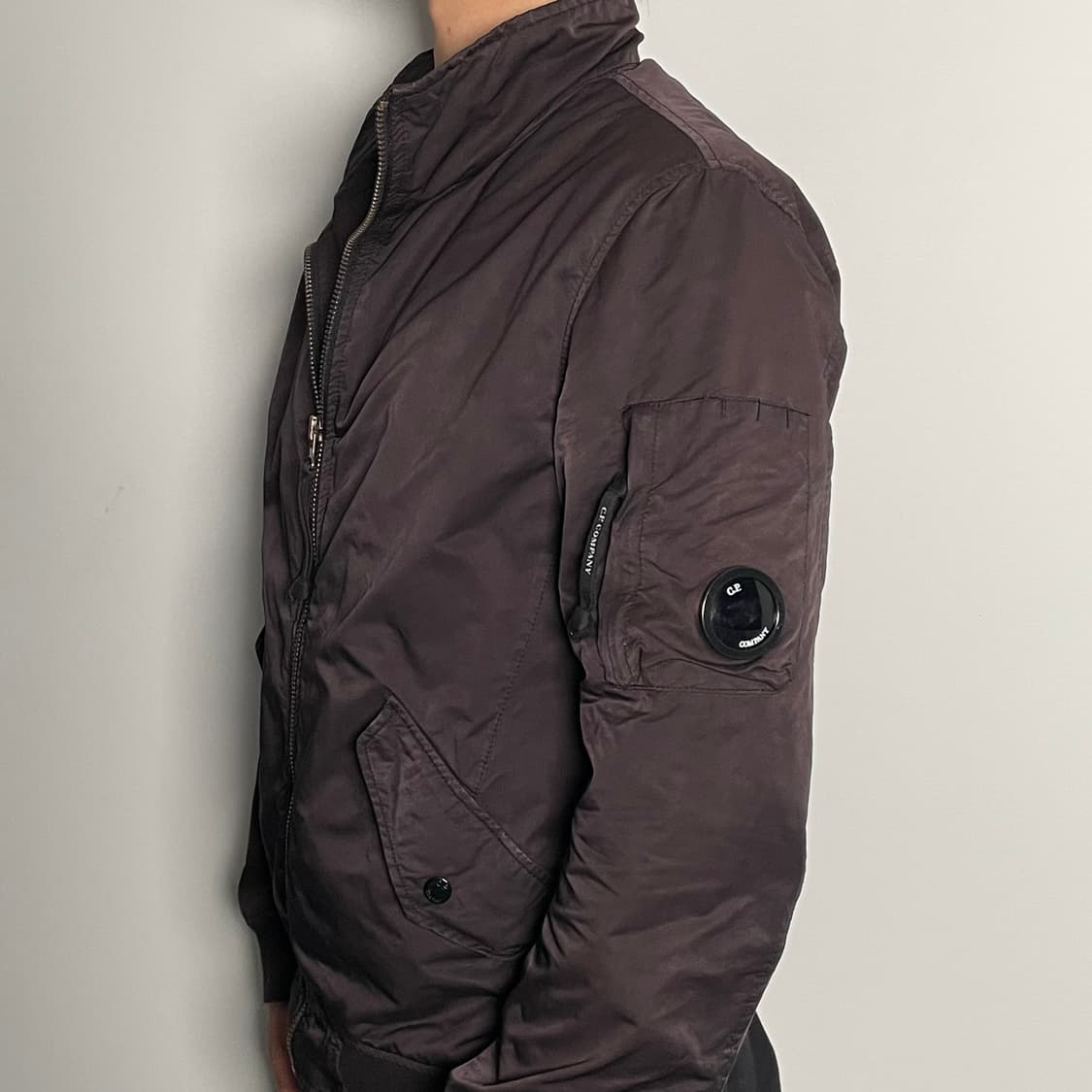 시피컴퍼니 렌즈 하이넥 바람막이 자켓 (on.139)   상품이미지3