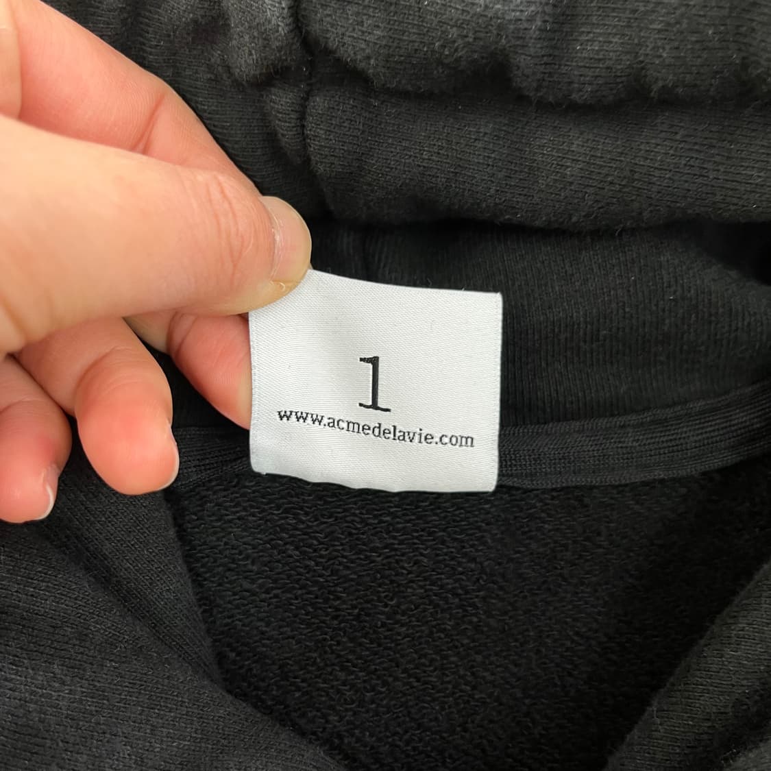 100 아크메드라비 후드티 상품이미지5