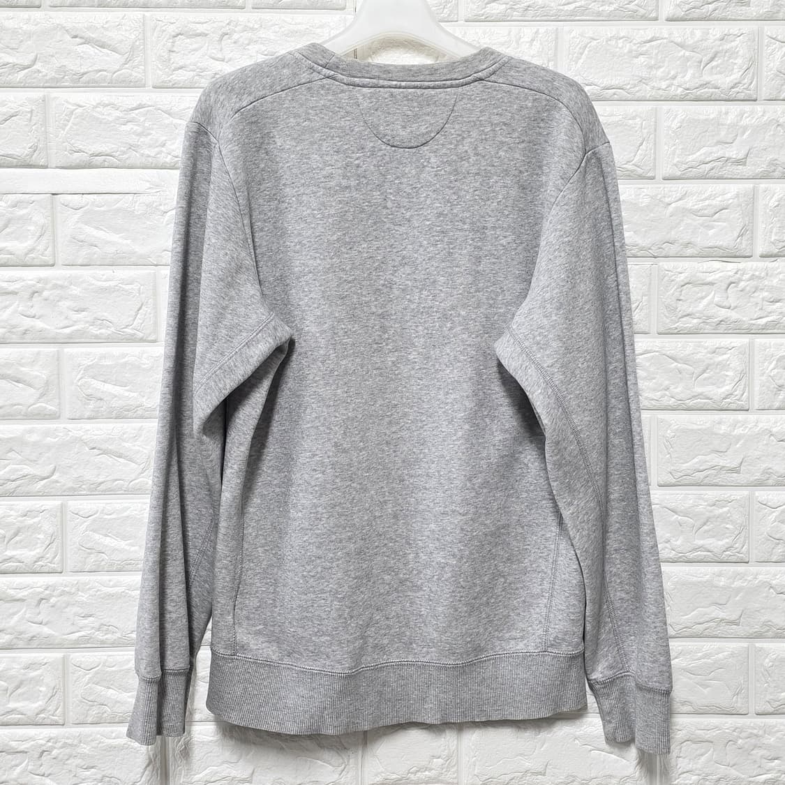 택포) 아디다스 ESS 크루넥 090 맨투맨 상품이미지4