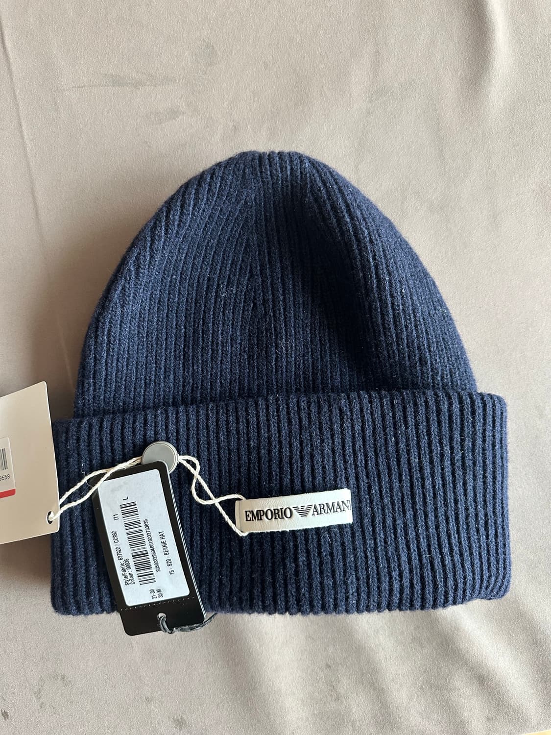 엠포리오 알마니 비니 새상품 상품이미지1