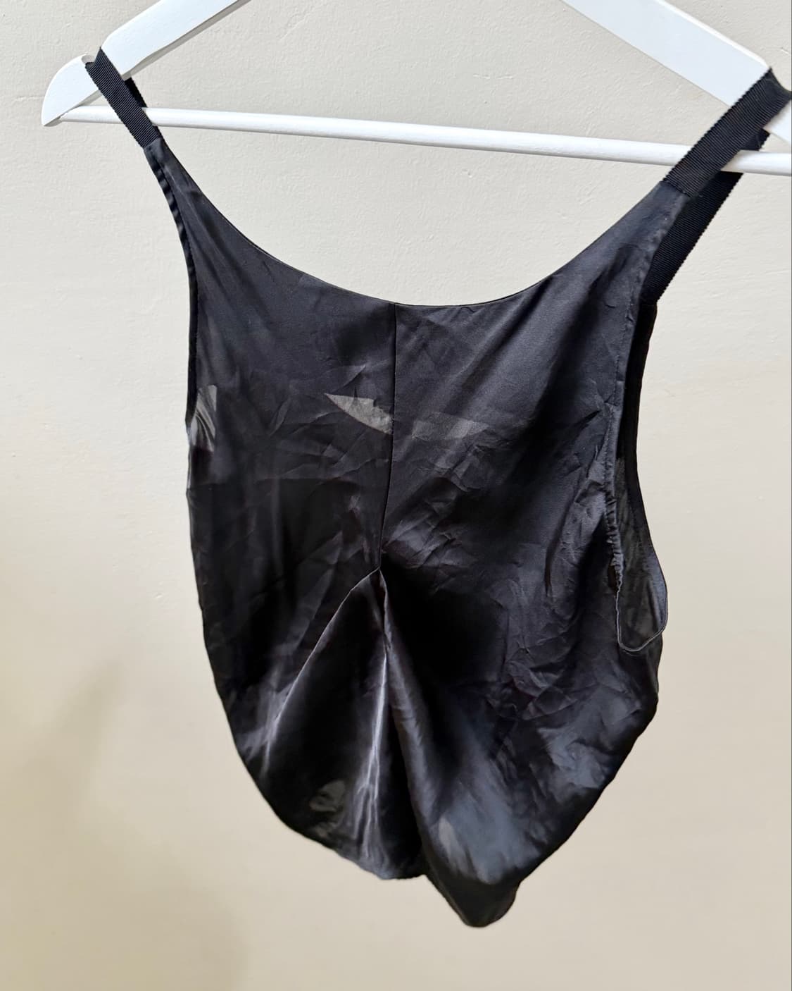 블랙 실크 케미솔 플리티드 탑 상품이미지3
