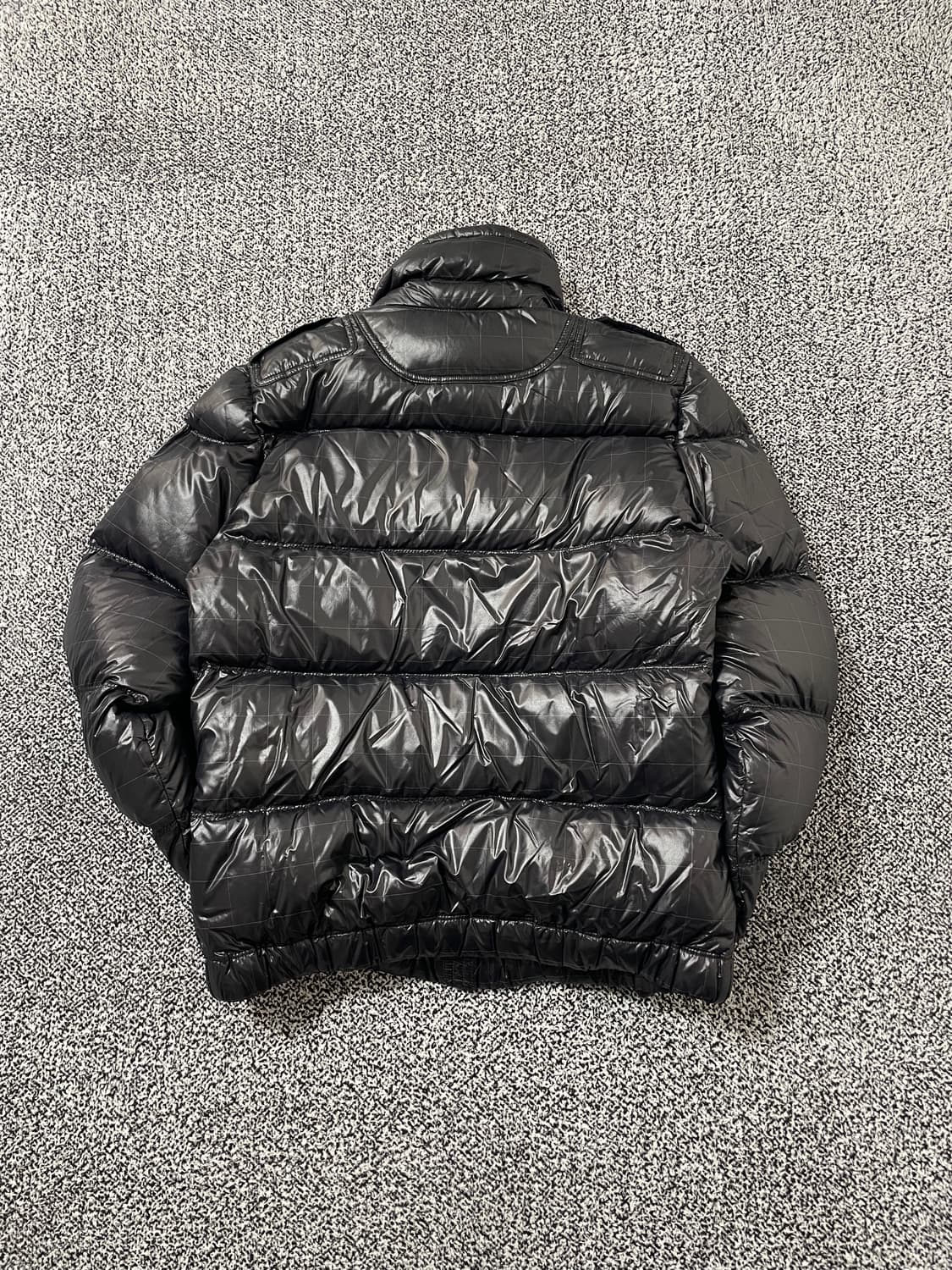 빈티지9. 디젤 바이커 유광 블랙 퀼팅 다운 패딩 푸퍼 경량 상품이미지5