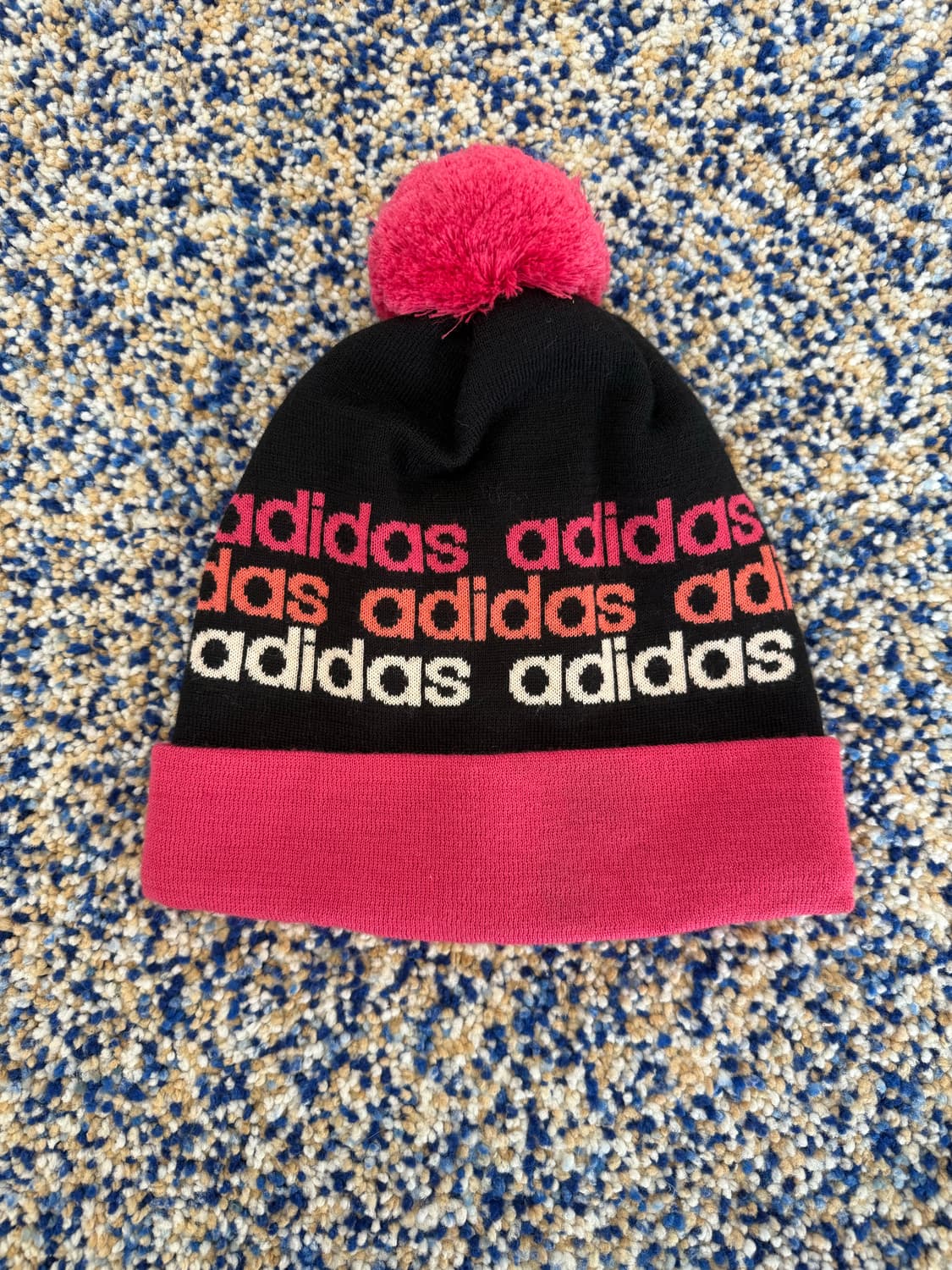 아디다스 로고 방울비니 상품이미지1