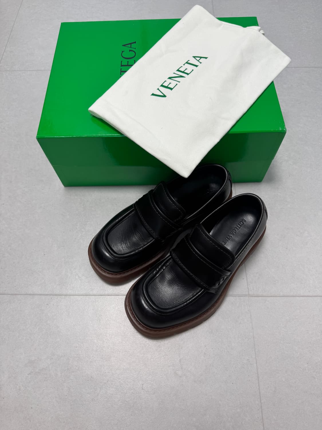 [41] 보테가 베네타 헤드독 로퍼 상품이미지1