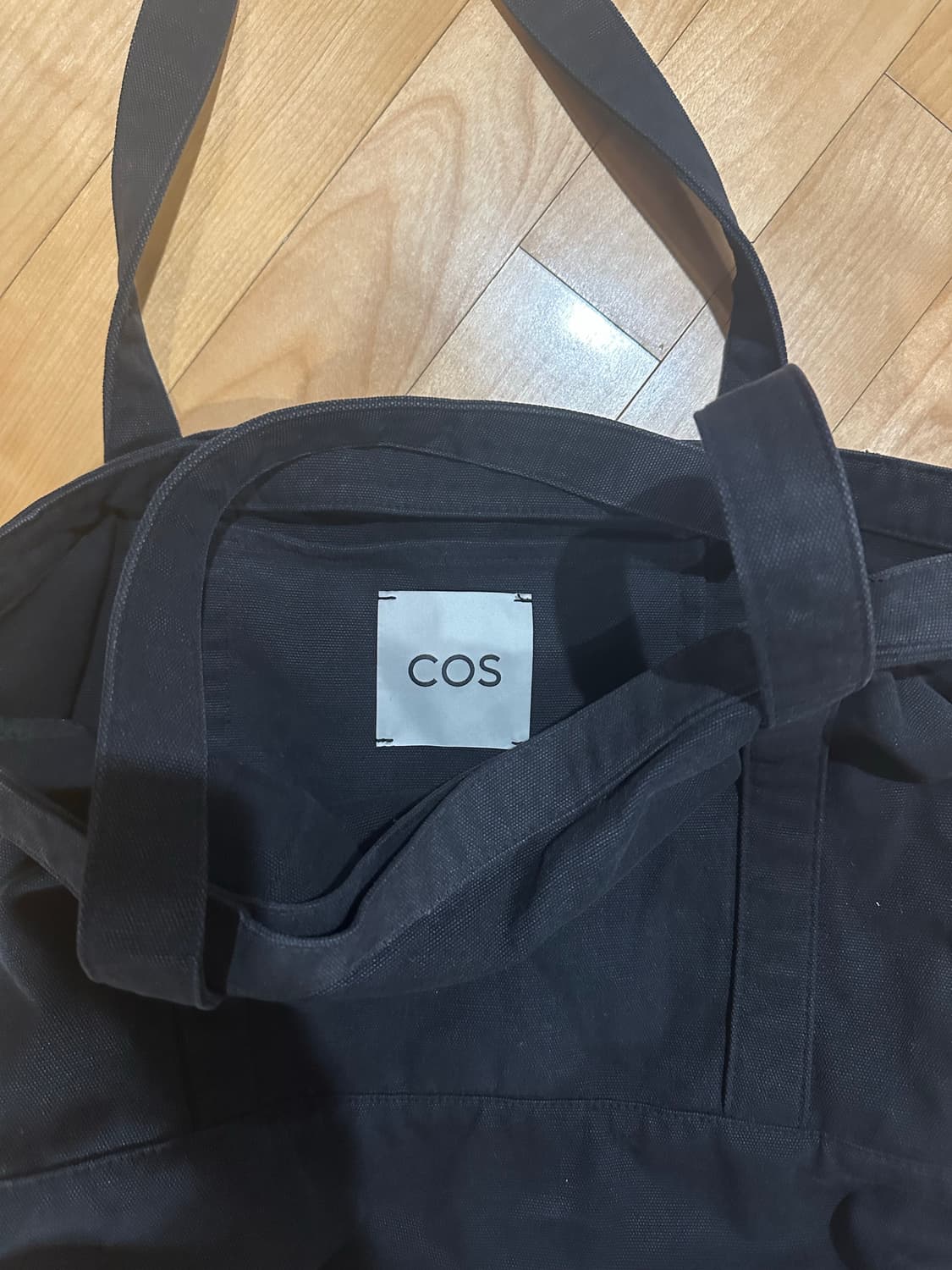 Cos 토트백 상품이미지2