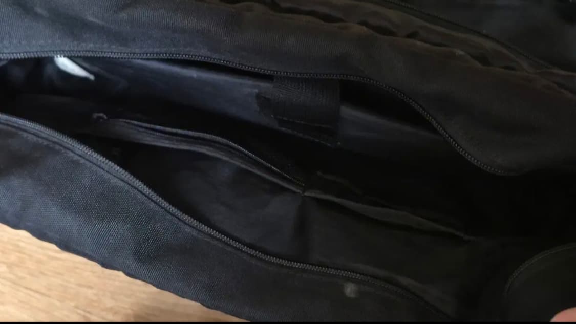 네이키드니스 검정색 메신저백 상품이미지4