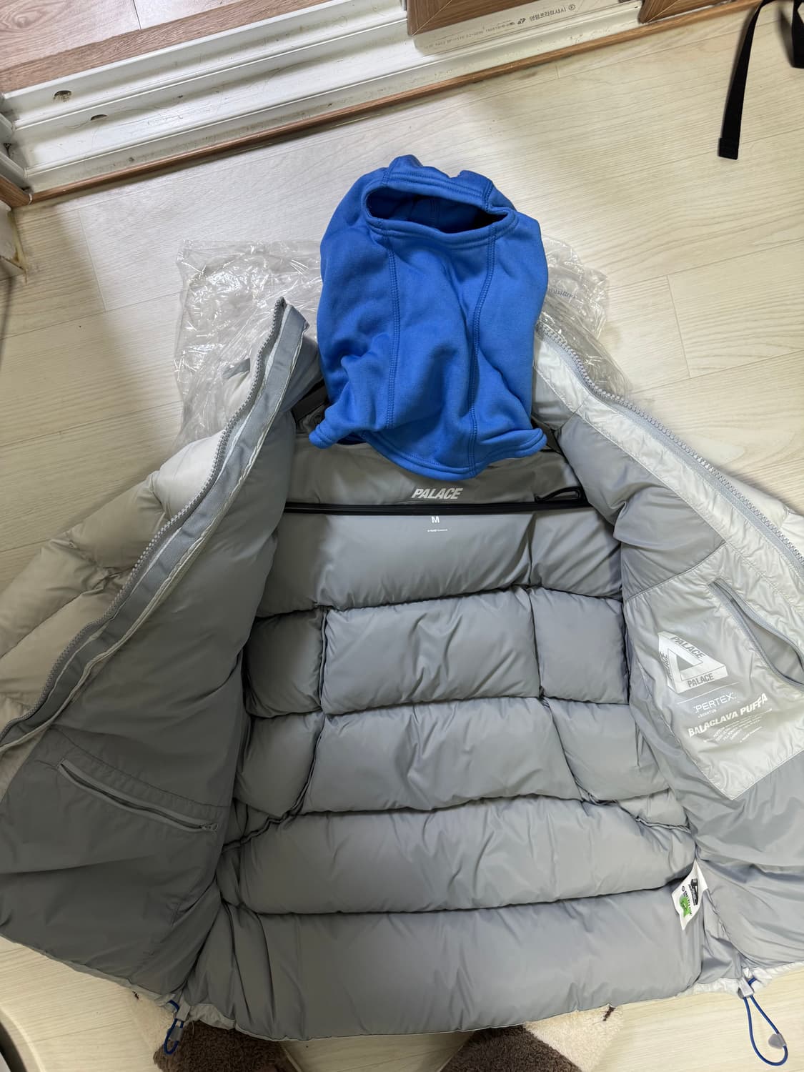 팔라스 패딩 24fw 바라클라바 푸파 콘크리트 M사이즈 상품이미지9