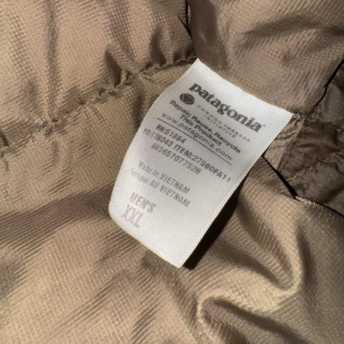 파타고니아 경량패딩 브라운 상품이미지4