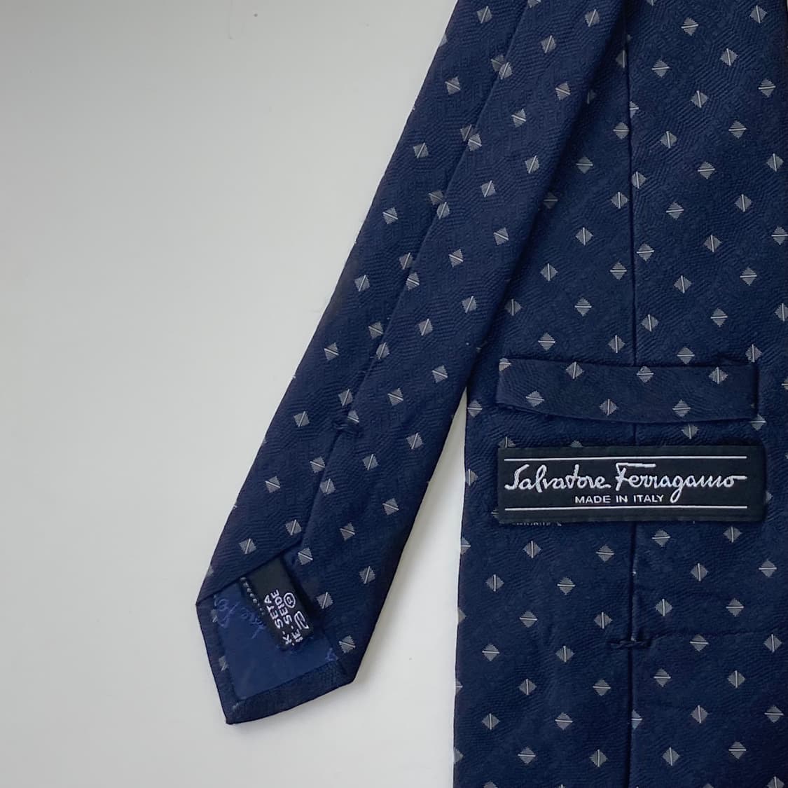 페레가모(Ferragamo)  명품 정품넥타이 상품이미지5