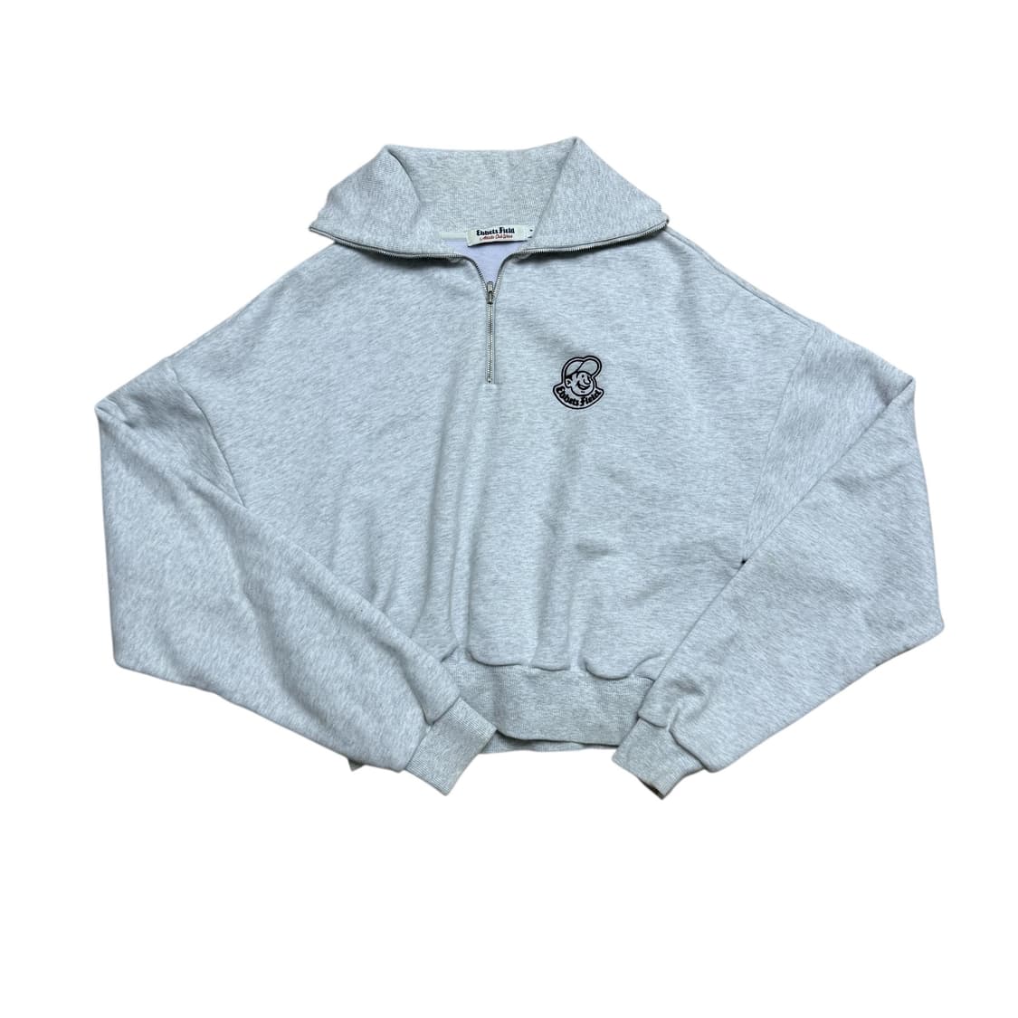 이벳필드 크롭 반집업 상품이미지1