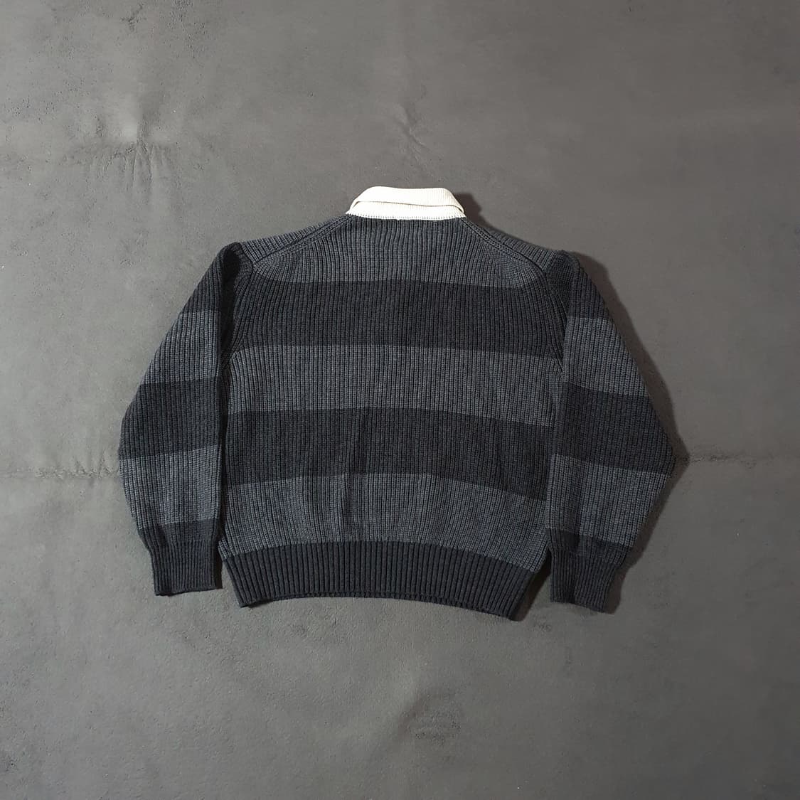 포커페이스 럭비 니트 스웨터 50 그레이차콜 상품이미지5