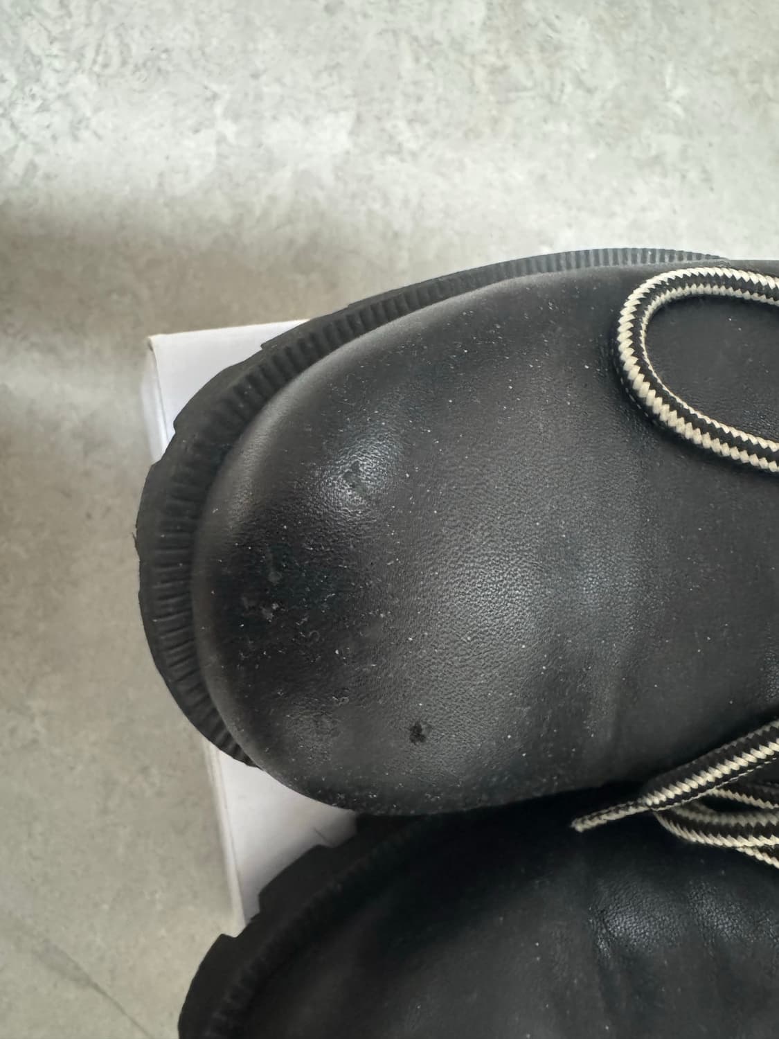 로맨틱무브 포그 필드 컨템포러리 더비 (제트블랙) <250> 상품이미지4