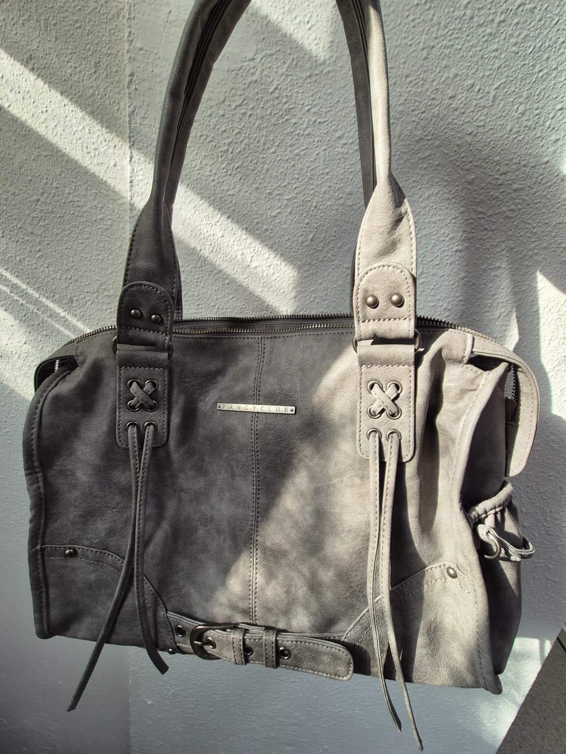 팬시클럽 벨티드 워싱 레더백 그레이 상품이미지1