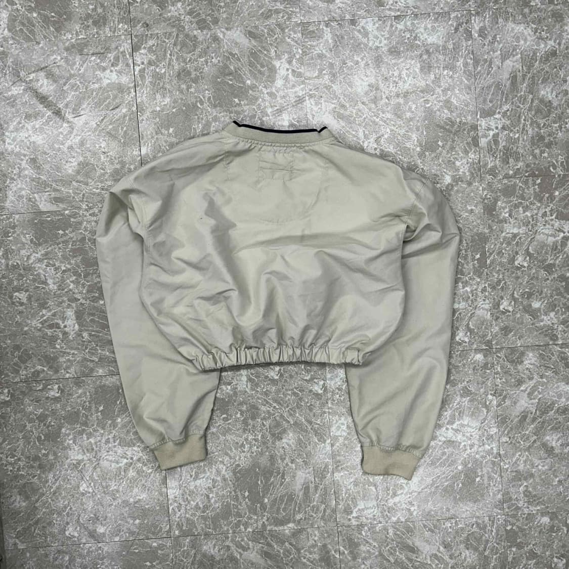 나이키 00s 솔로 스우시 베이지 리메이크 크롭 윈드브레이커 웜업(L) 상품이미지3