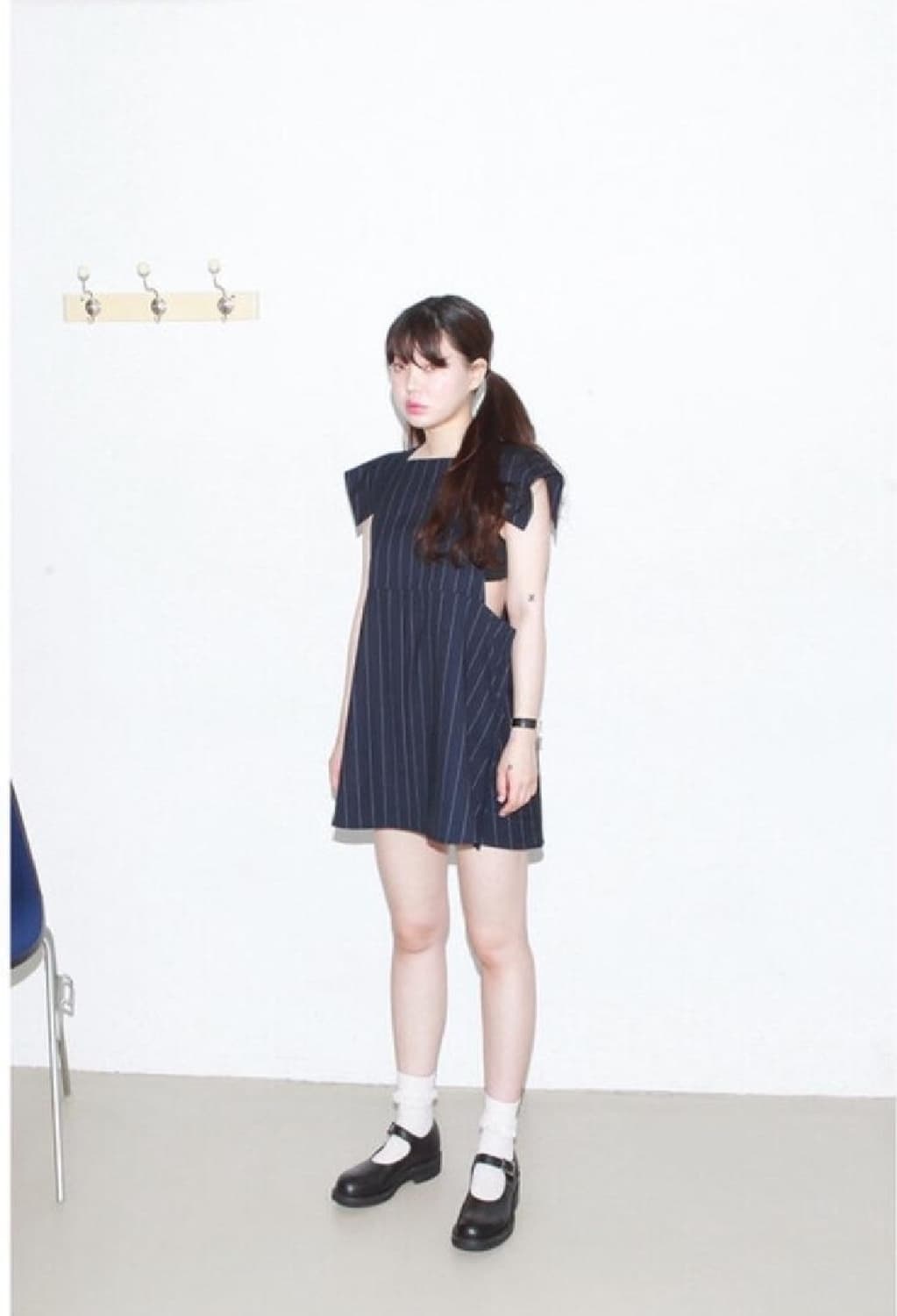 프레클 메이드 백크로스 핀스트라이프 원피스 상품이미지1