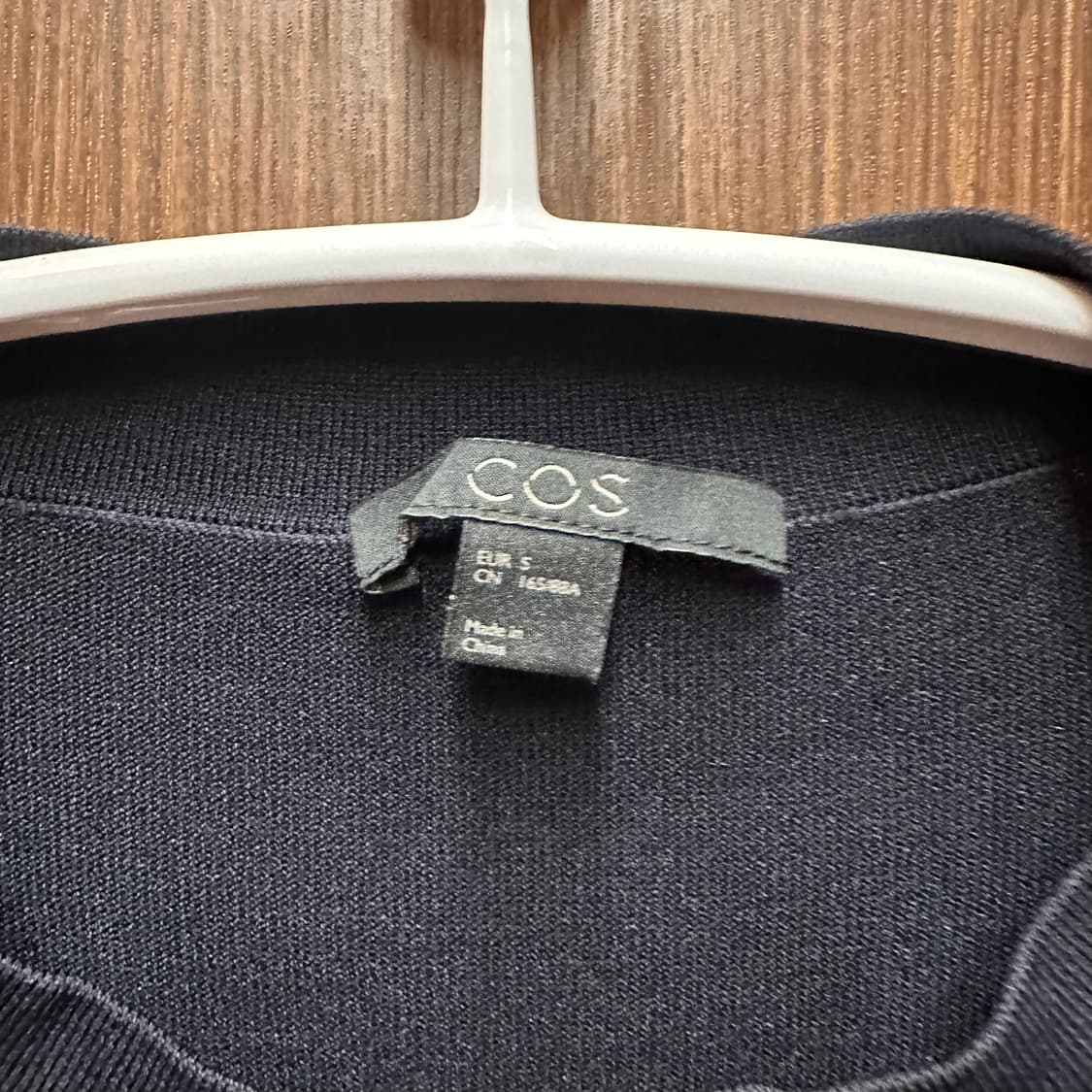 코스 cos 티셔츠 상품이미지2