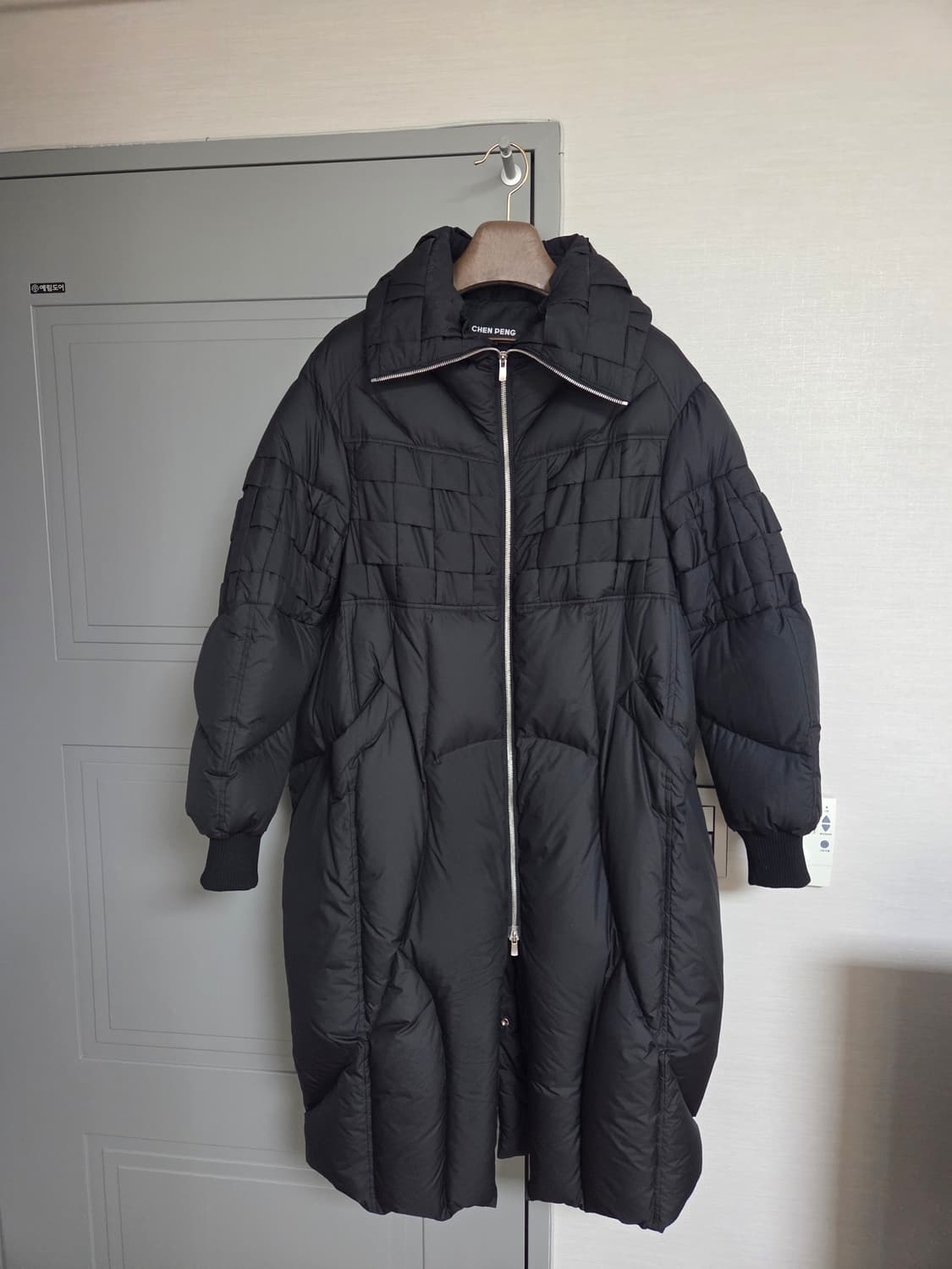 첸 펭 블랙 아쿠아 아머 다운 롱패딩 상품이미지2