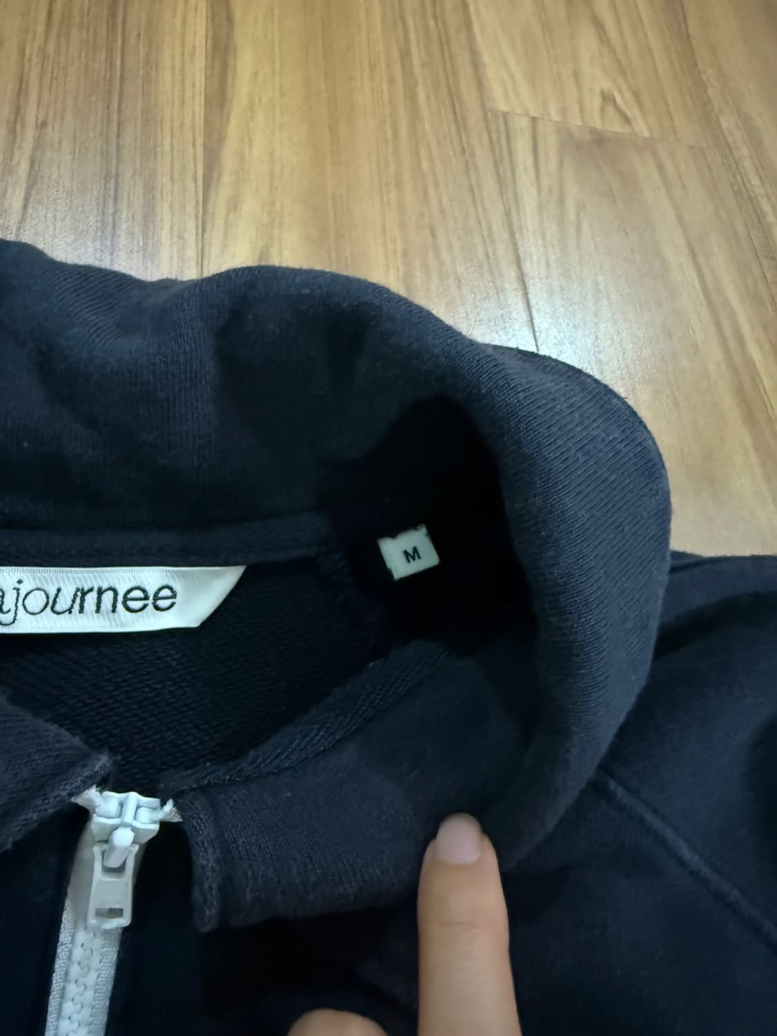 마조네 네이비 맨투맨 상품이미지3