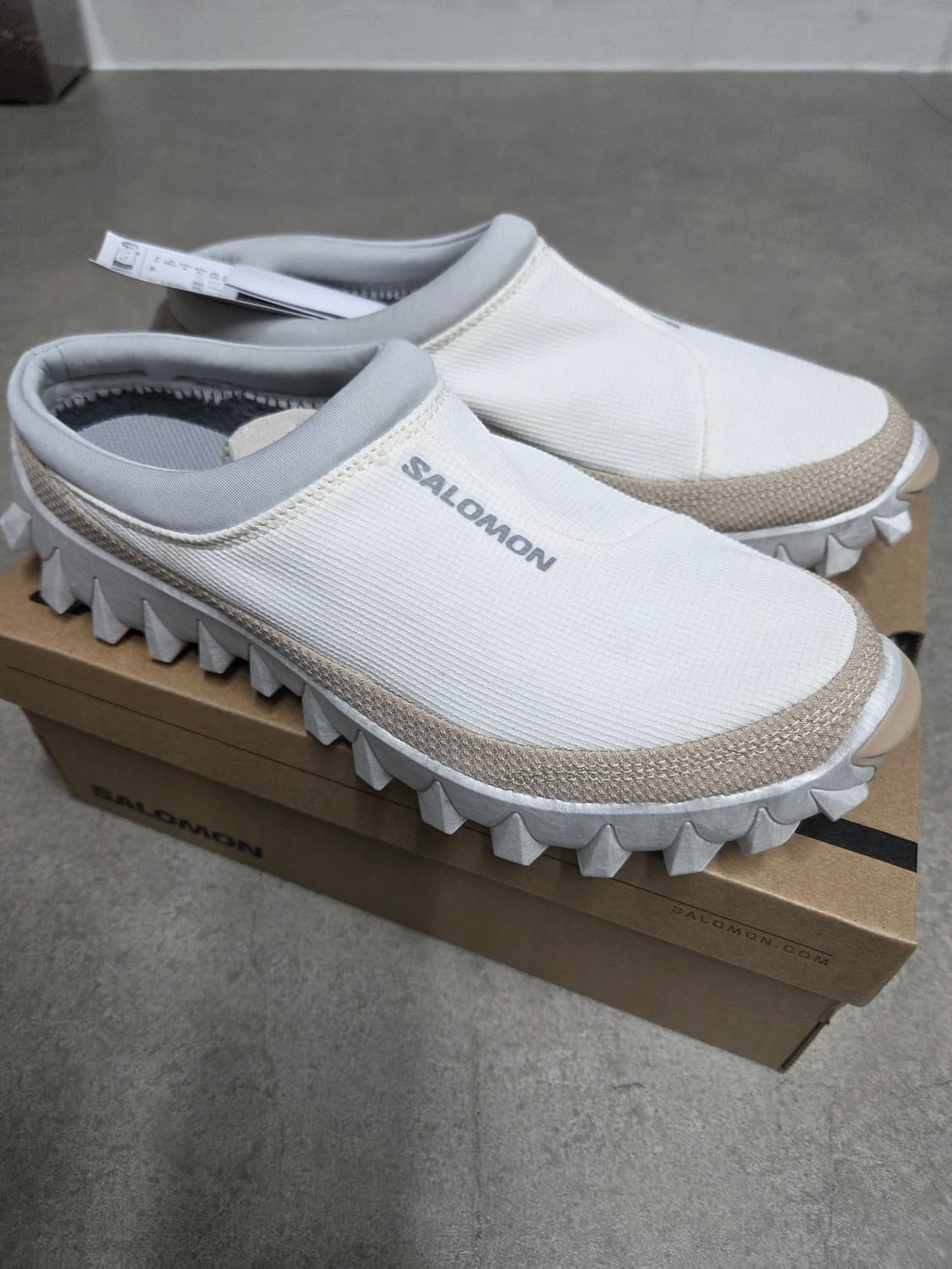 살로몬 클로그 새제품 상품이미지2