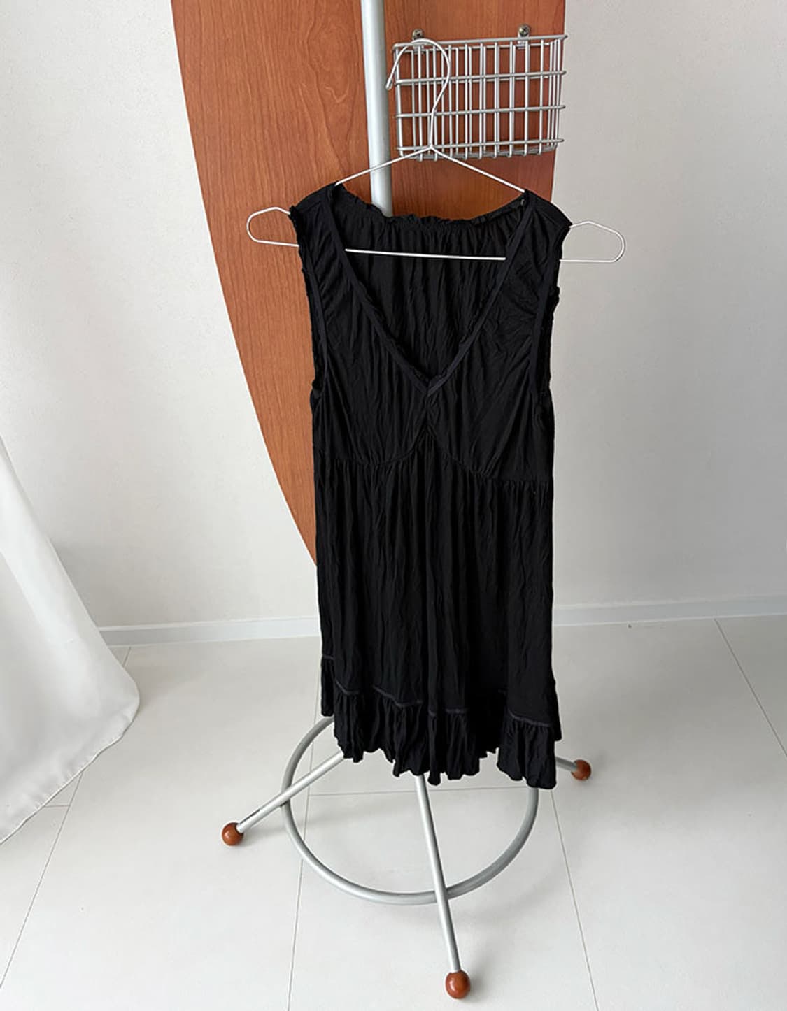 crinkle ruffle hem dress 상품이미지1
