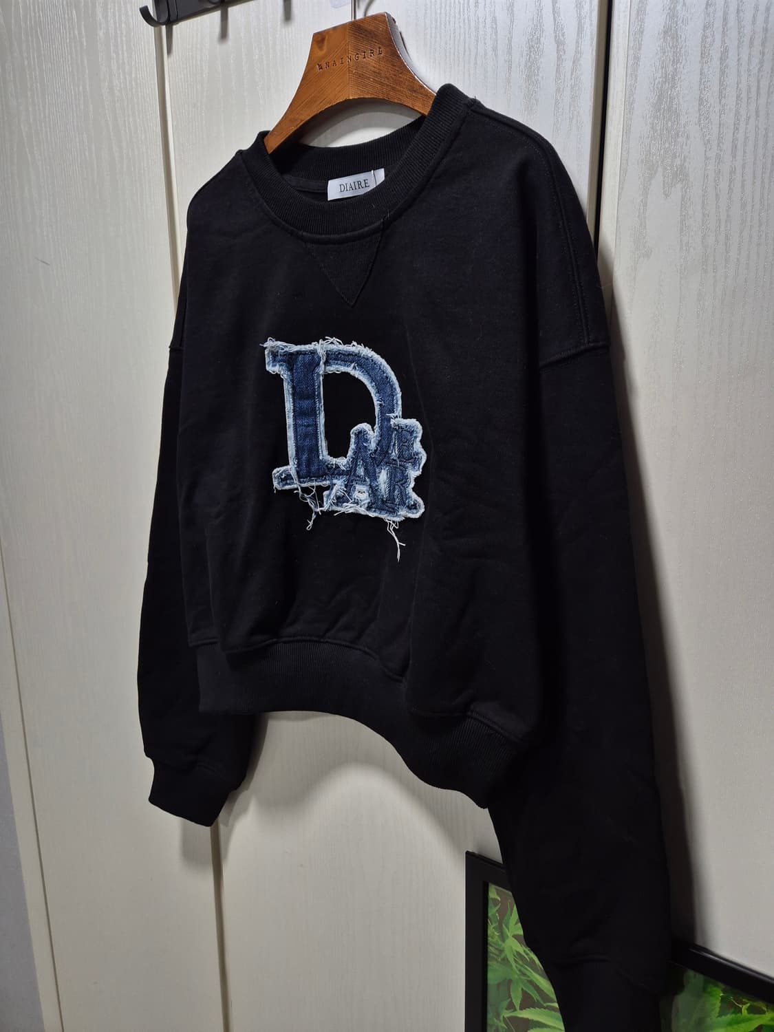 (세일)(새상품)DIAIRE 디아에르 블랙 맨투맨 상품이미지9