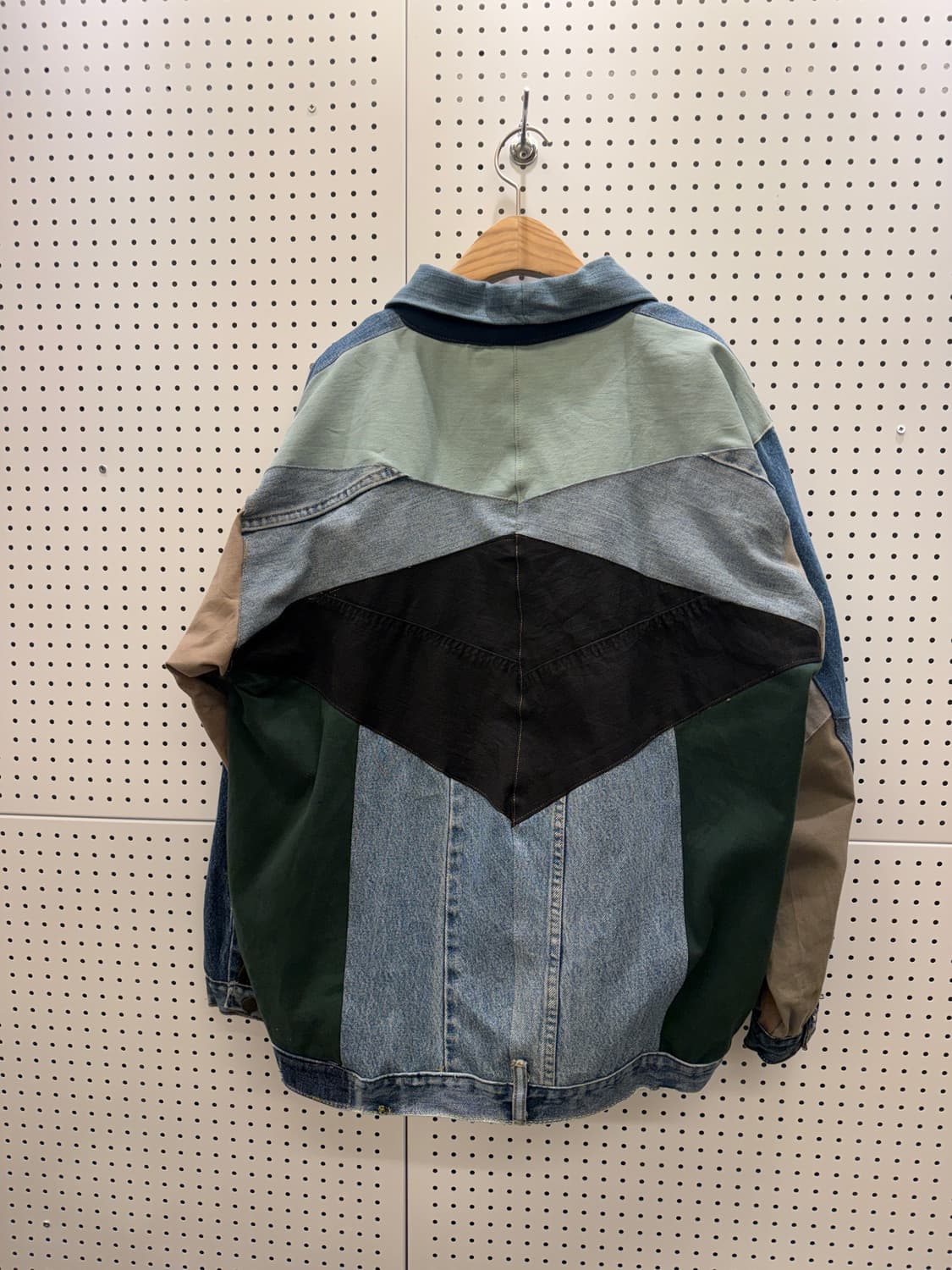 칼하트 패치워크 워크 자켓 U390 상품이미지3