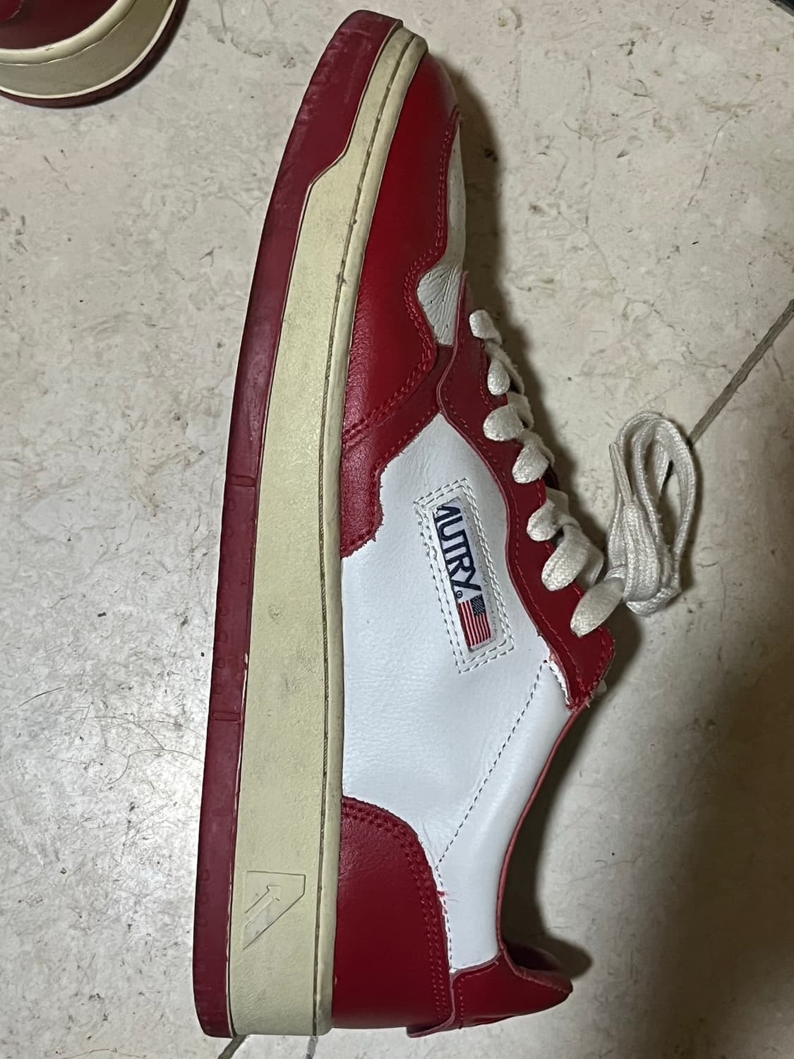 오트리 메달리스트 스니커즈 상품이미지5