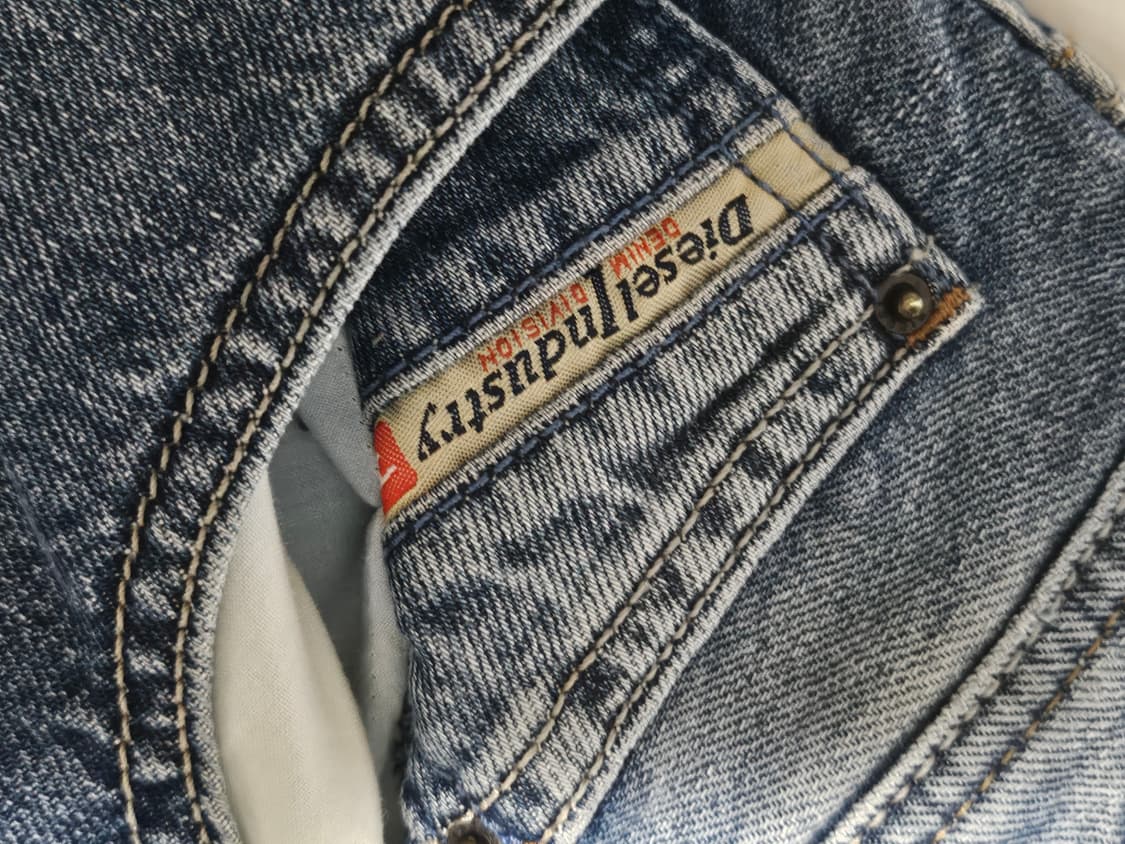 디젤 워싱 스트레이트 진 데님팬츠 33 상품이미지3