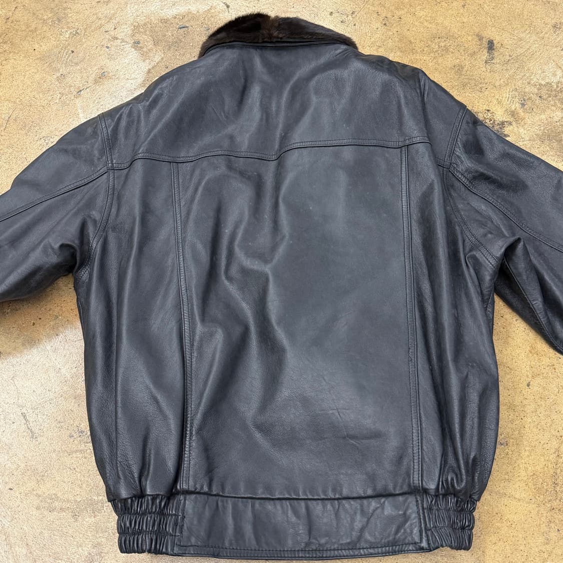 [정품/105] 블랙 가죽 점퍼 퍼 칼라 항공 스타일 b19 상품이미지4