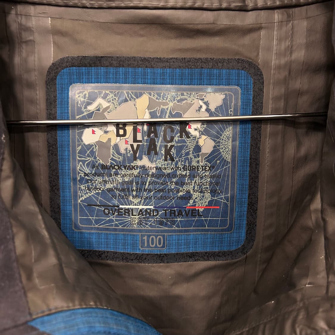 블랙야크 아웃도어 고어텍스 하이넥 후드 바람막이 상품이미지3