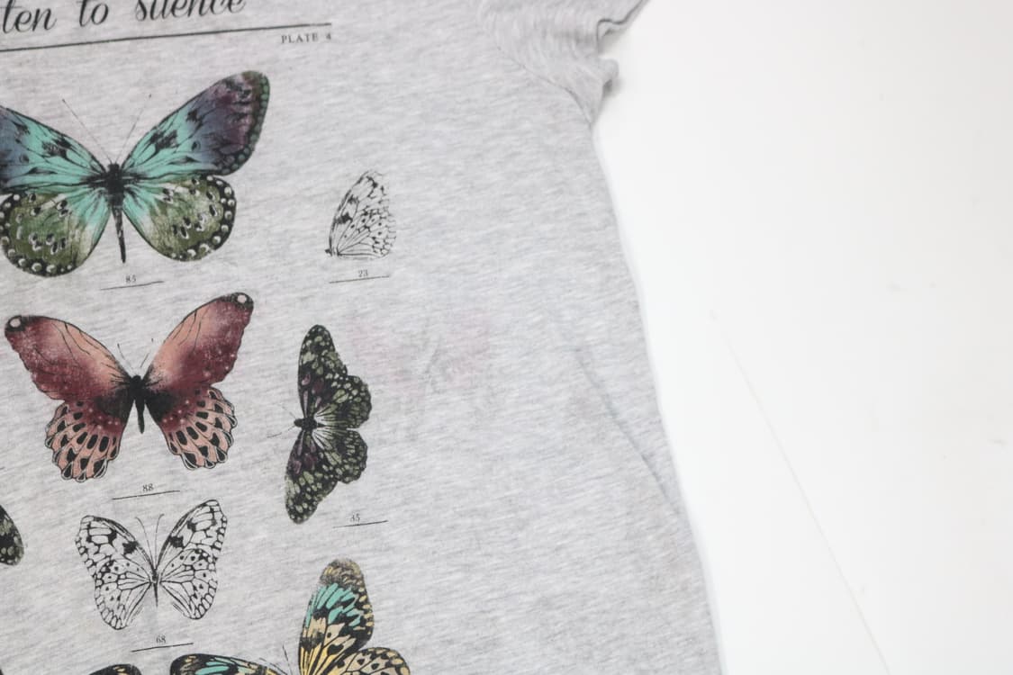 버쉬카(Bershka) 버터플라이 그래픽 멜란지 그레이 반팔 티셔츠 상품이미지4