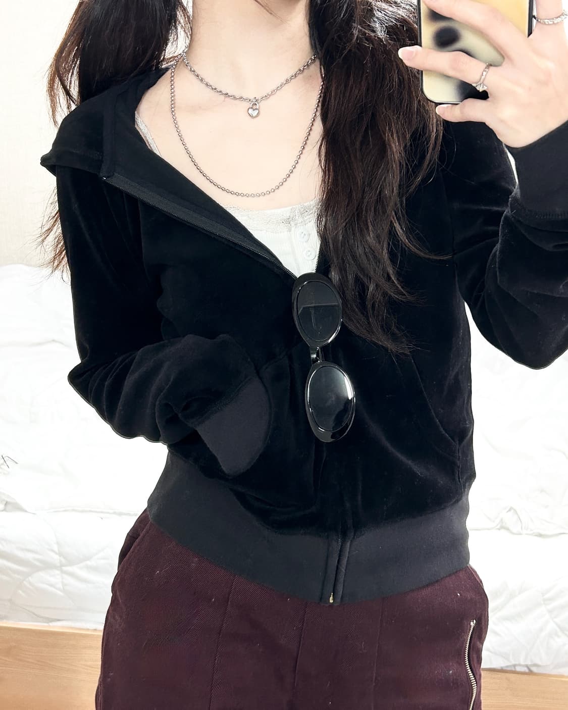 쥬시꾸뛰르 빅로고 블랙 벨벳 후드집업 상품이미지4