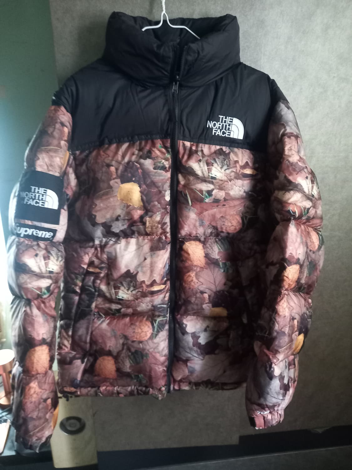 슈프림노스페이스 눕시패딩 M 상품이미지1