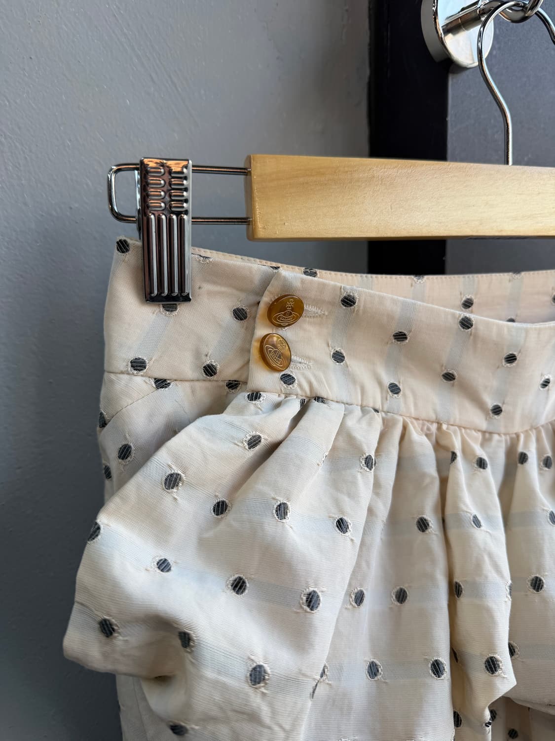 40/ 비비안웨스트우드 레드라벨 도트 백프릴 스커트 상품이미지7