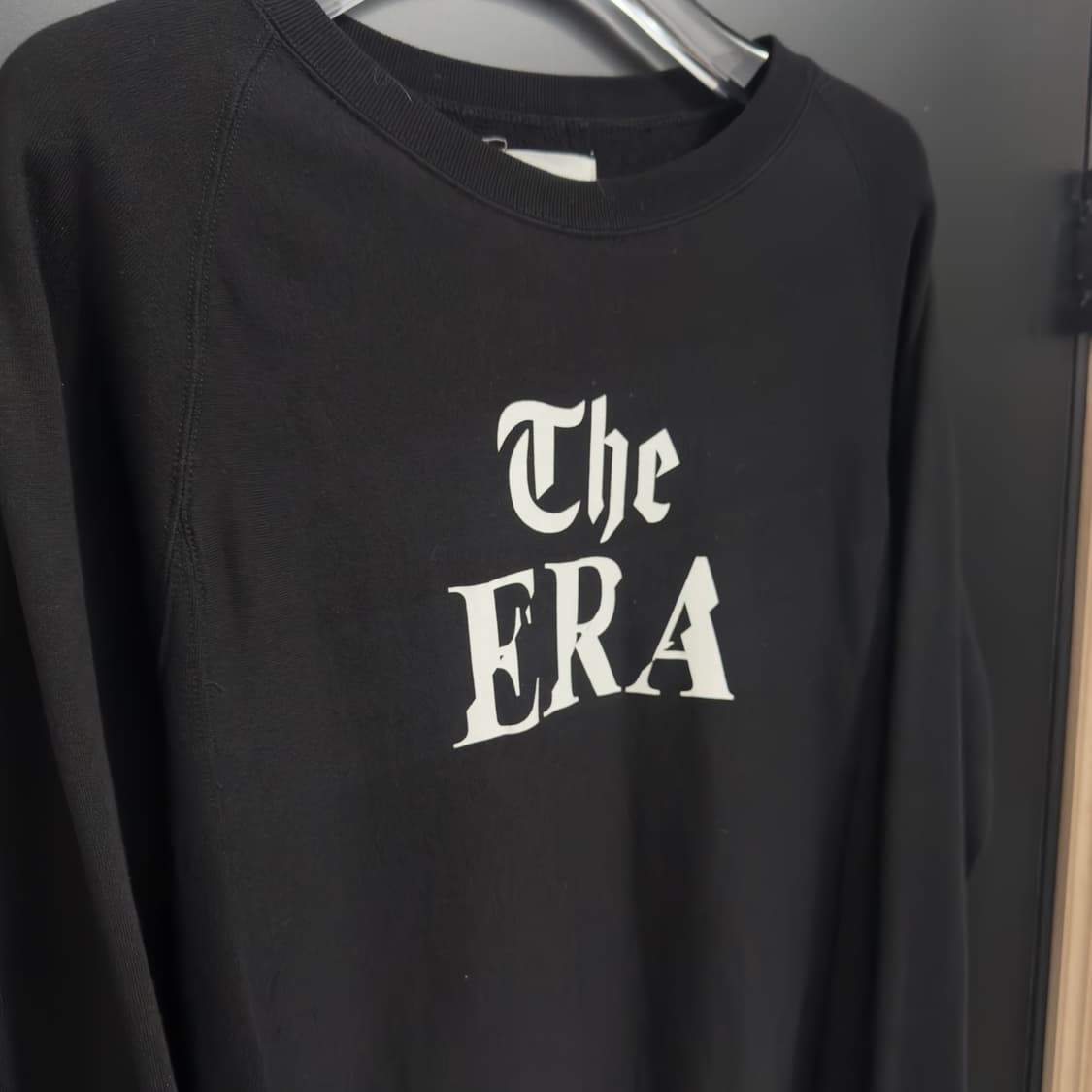 솔로이스트 AW22 "The ERA" 그래픽 스웻셔츠 상품이미지3