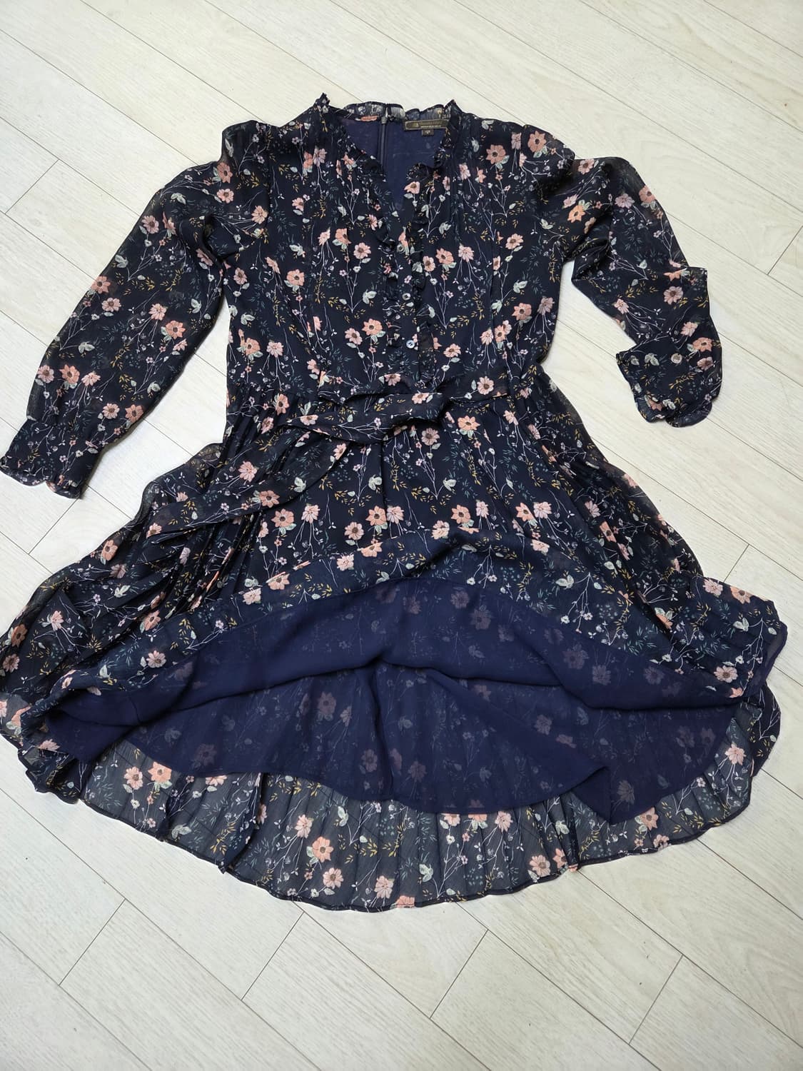 상태좋은 써스데이아일랜드 플라워 원피스  상품이미지5