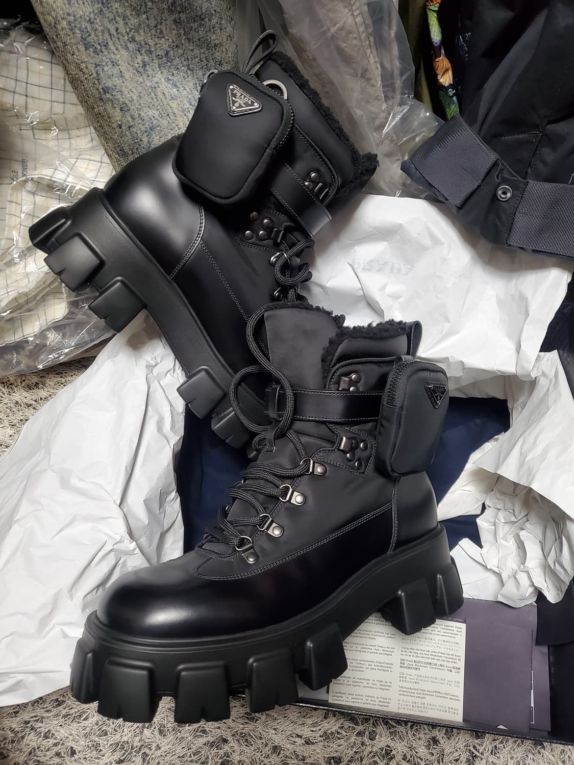 새상품 프라다 윈터 포켓부츠 상품이미지2