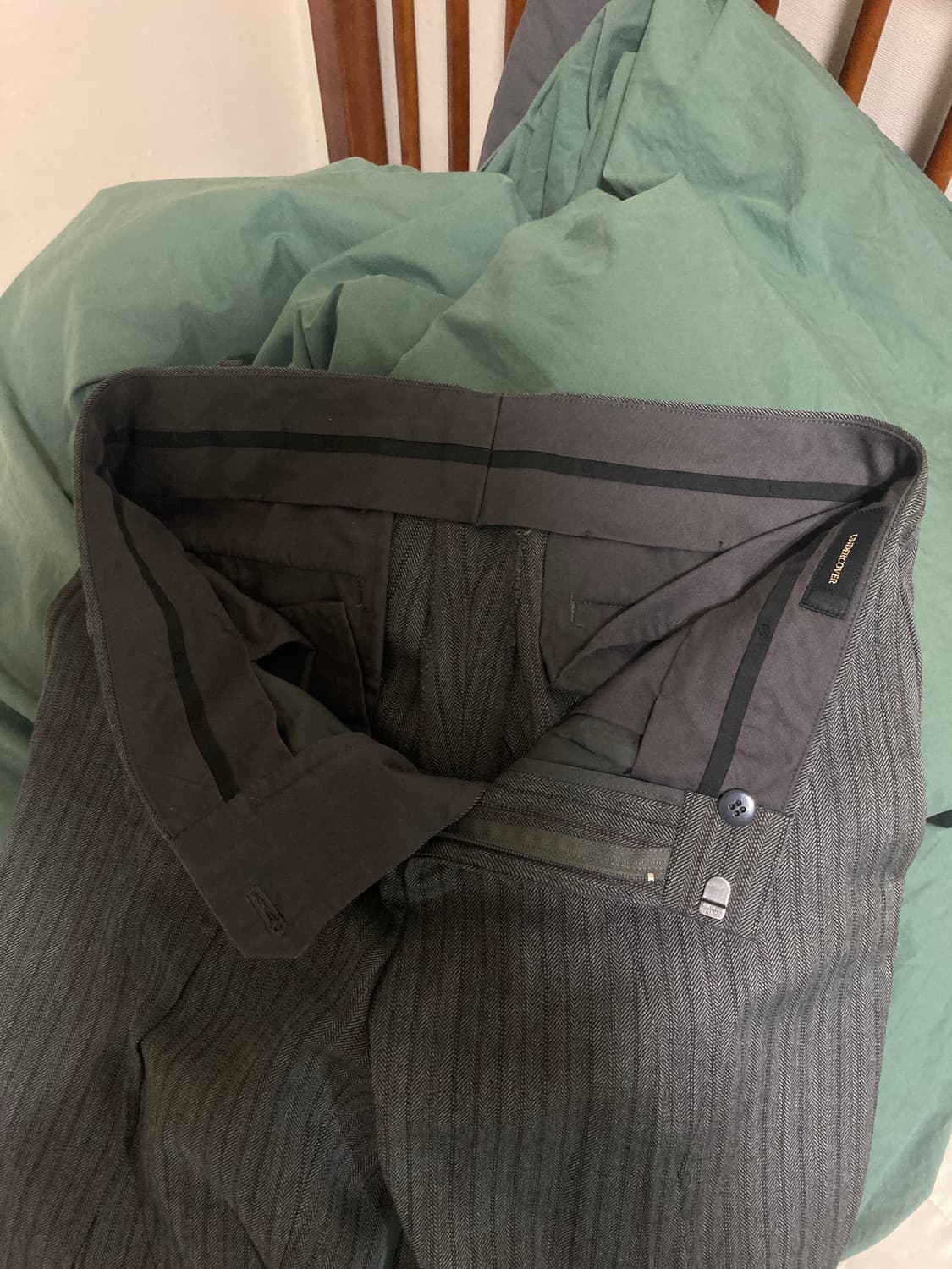 언더커버 16aw 울 절개 트라우저 상품이미지5