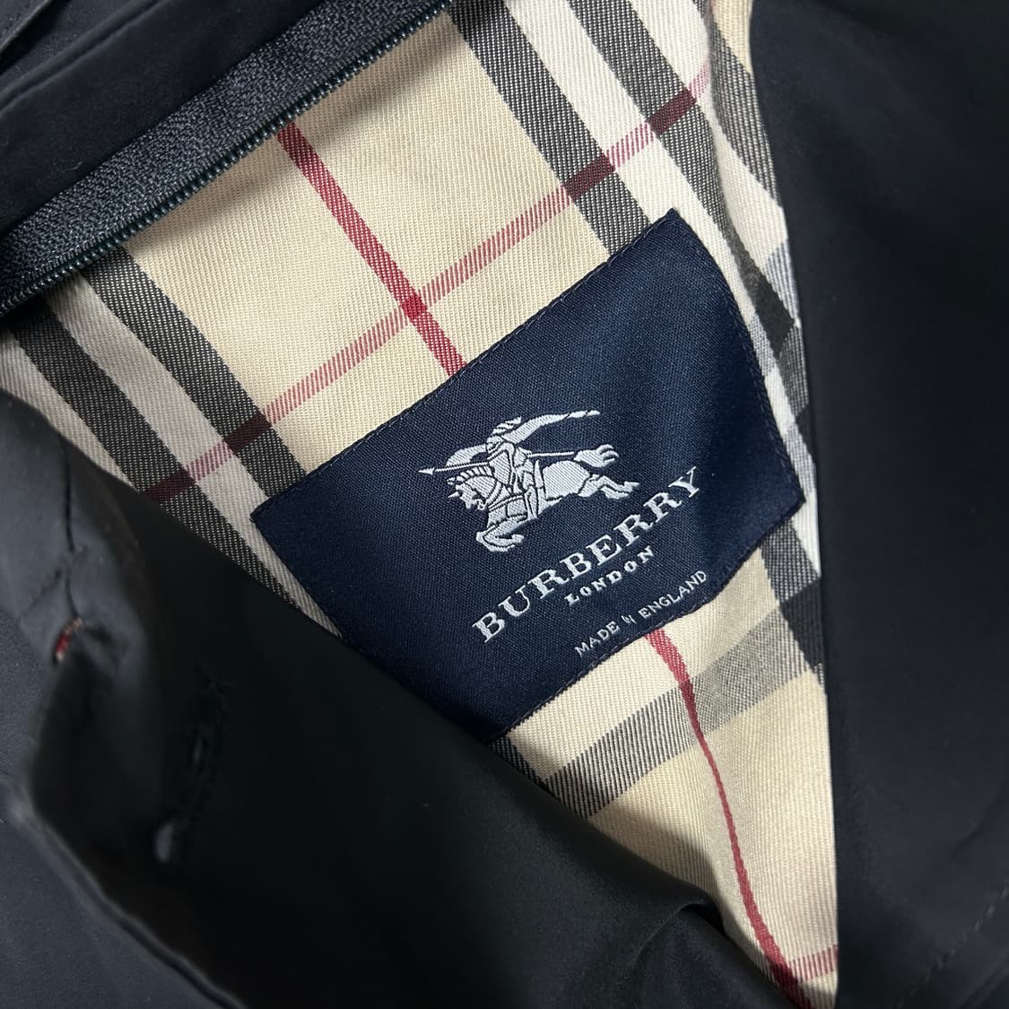 버버리 우먼스 블랙 벨티드 트렌치코트(uk8) 상품이미지2