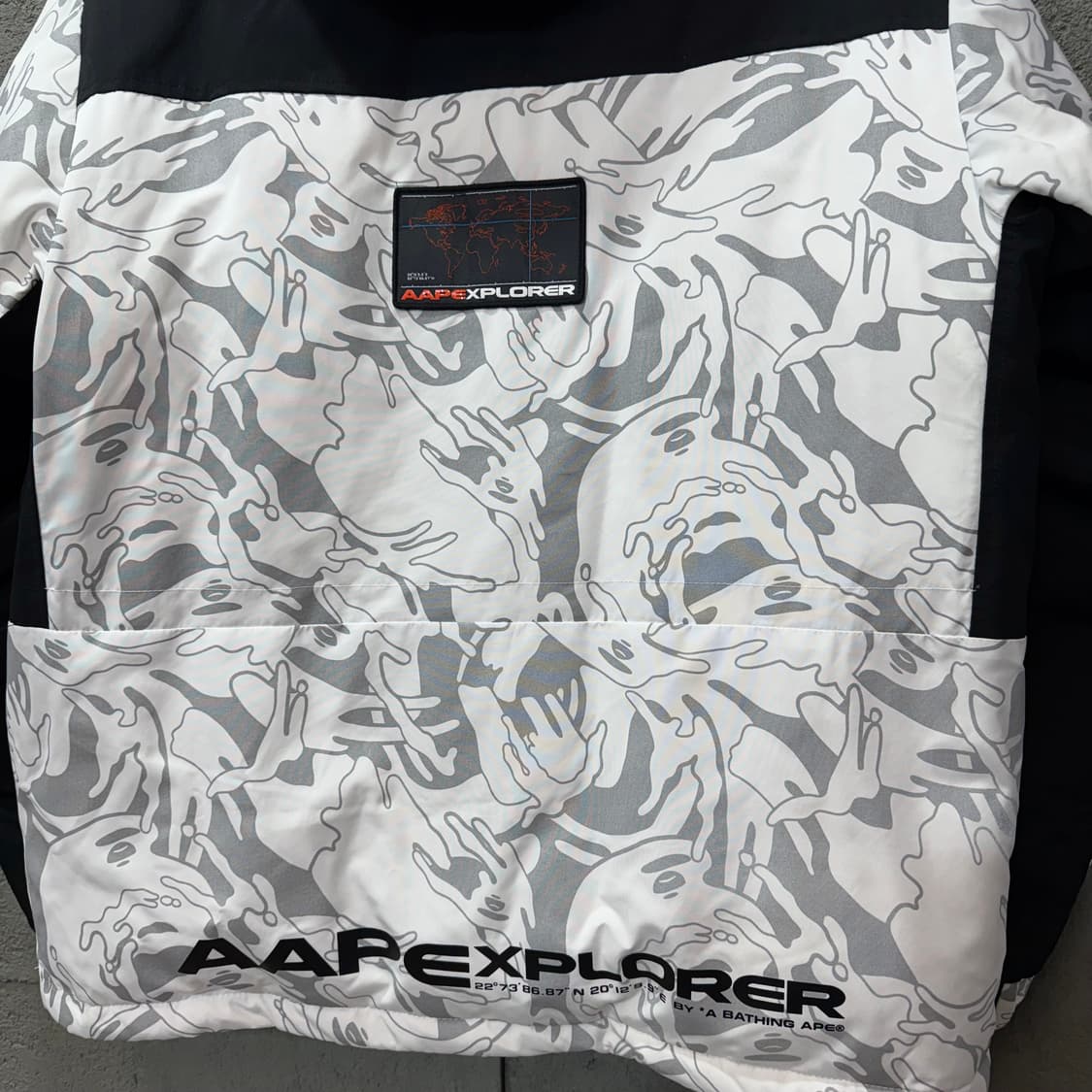 에이프 by 베이프 익스플로럴 카모 다운 패딩 (L)   상품이미지7