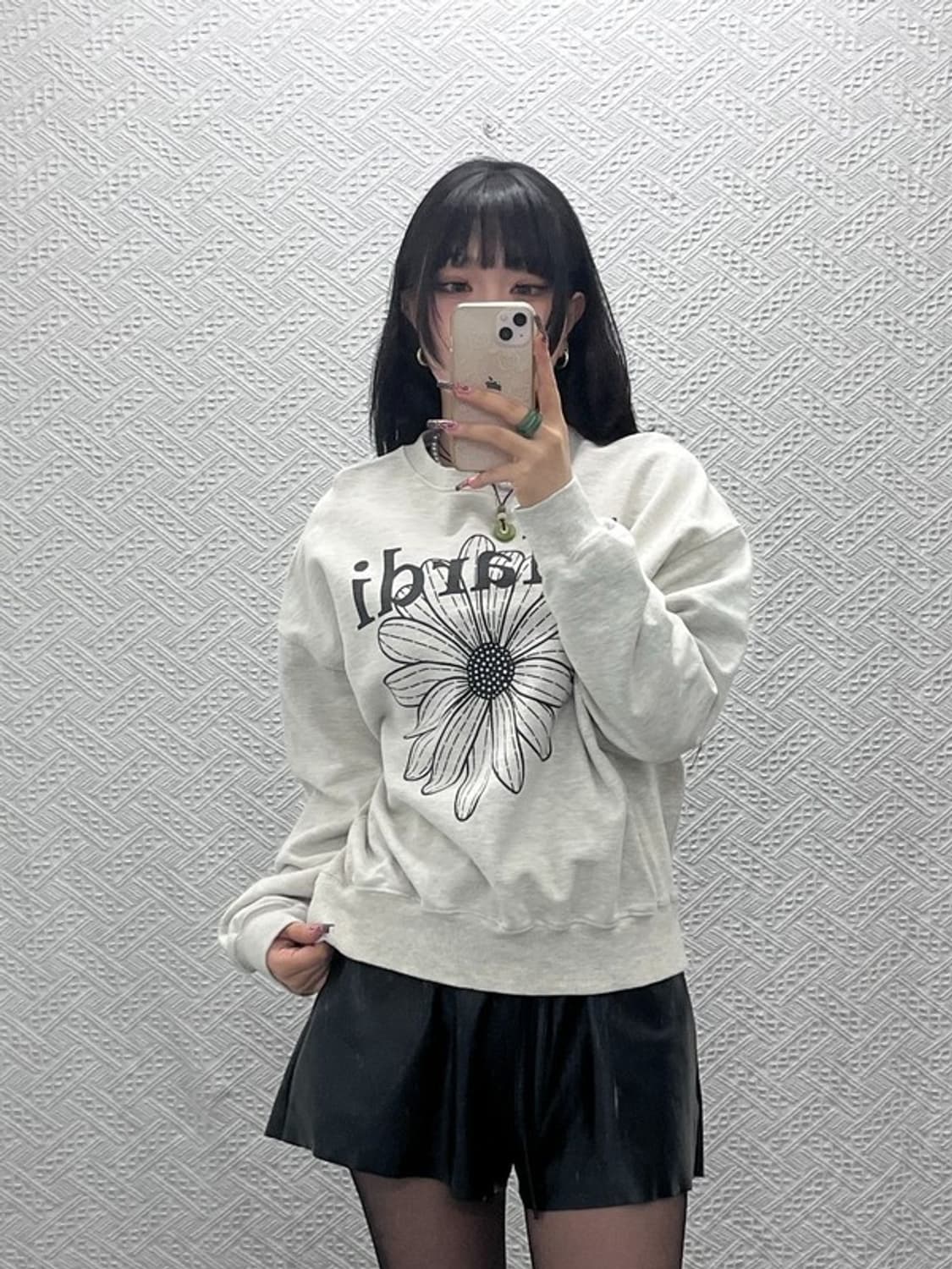 마르디메르크디 키치 시그니처 플라워 맨투맨 M C11576 상품이미지2