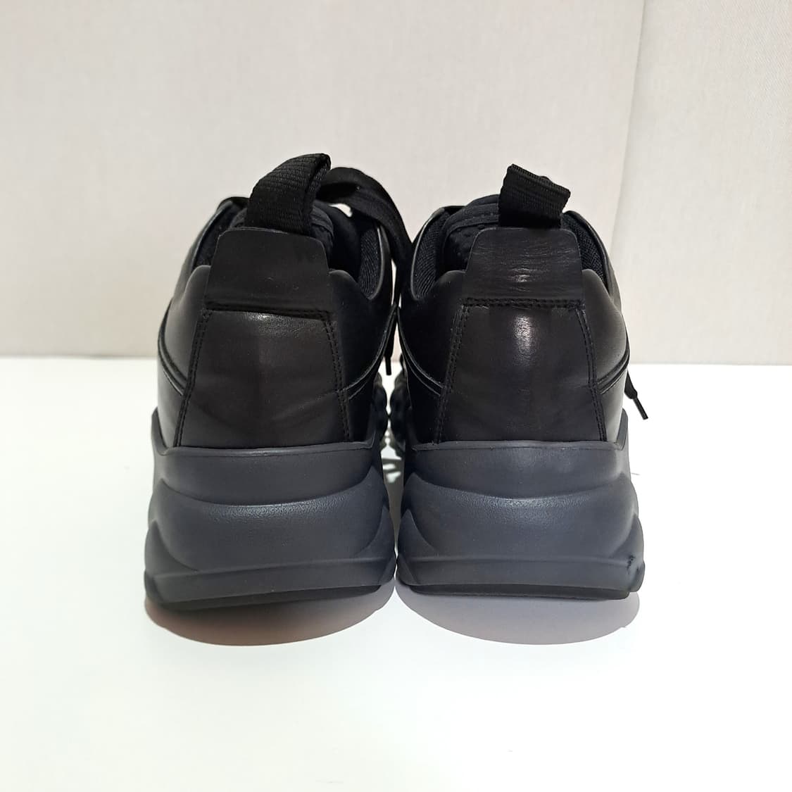 (택포) 아크네 스튜디오 락어웨이 레더 스니커즈 42 B819 상품이미지6