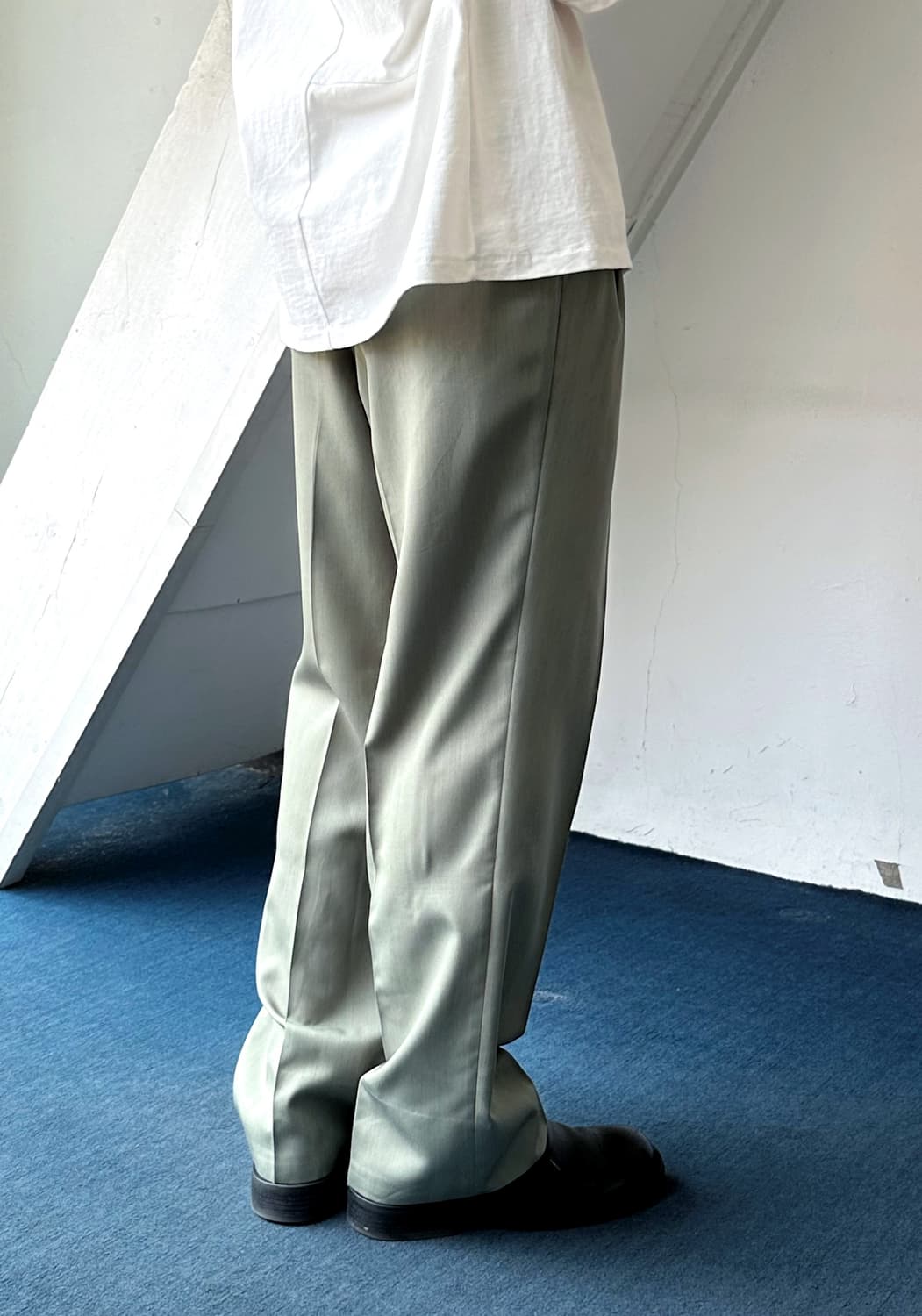 Tropical poly 2 pleats trouser 상품이미지3