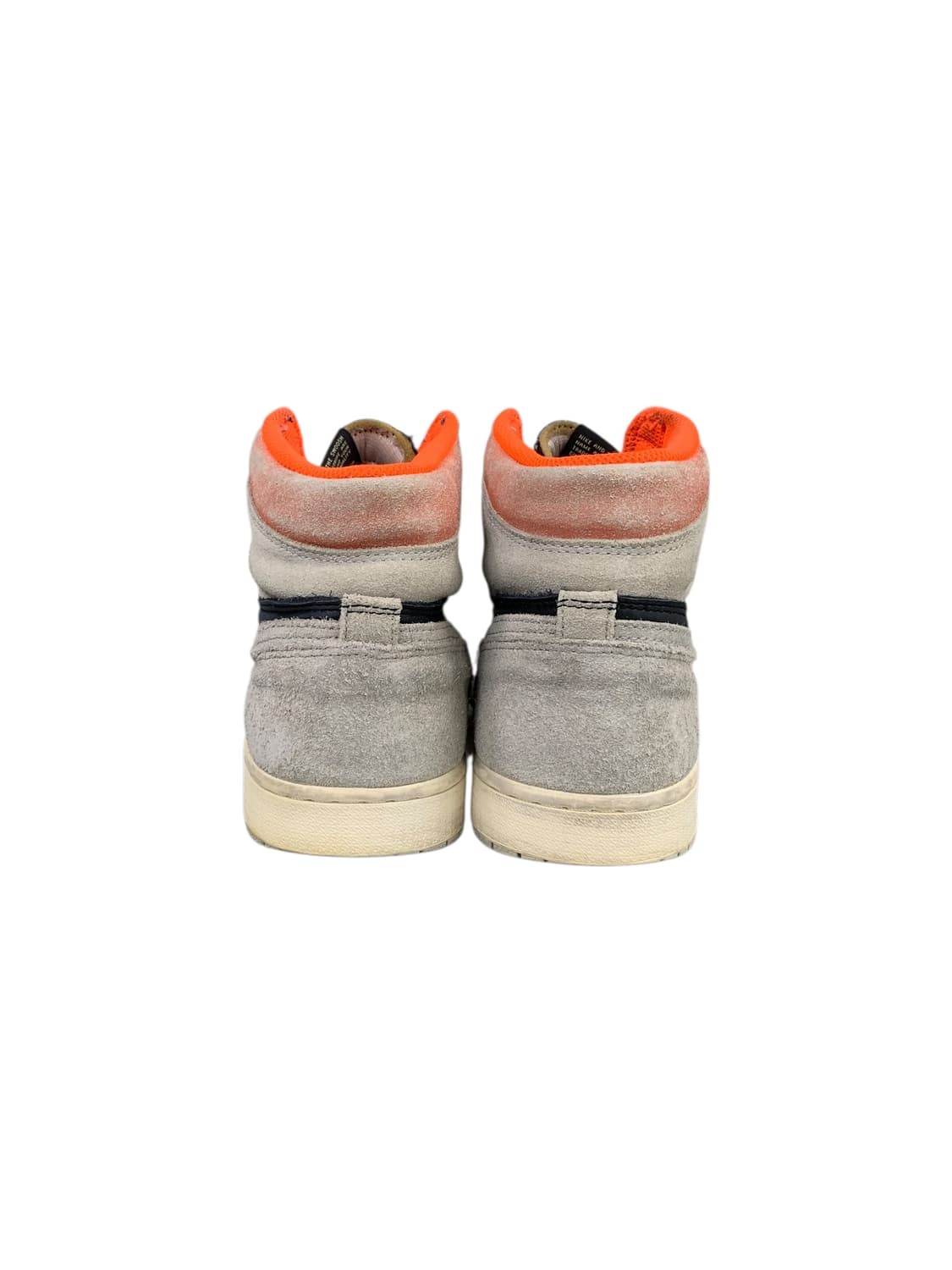 조던 1 레트로 하이 뉴트럴 그레이 하이퍼 크림슨 285 상품이미지2