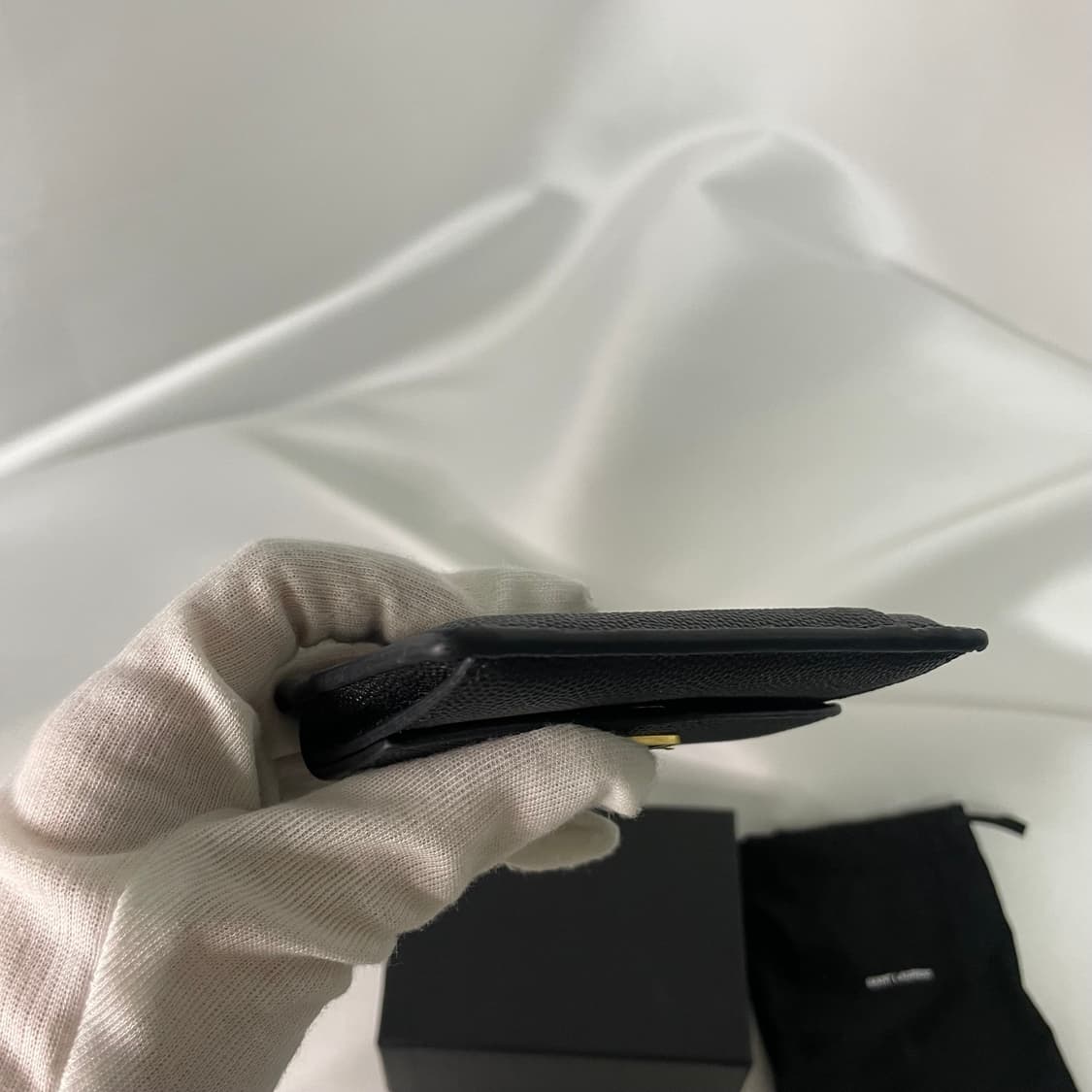 생로랑 업다운 카드지갑 풀박스 블랙 금장 A+급 풀박 상품이미지8