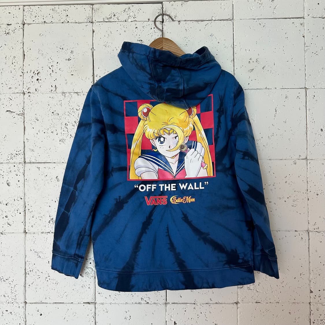 우먼L 반스 세일러문 후드티 상품이미지5